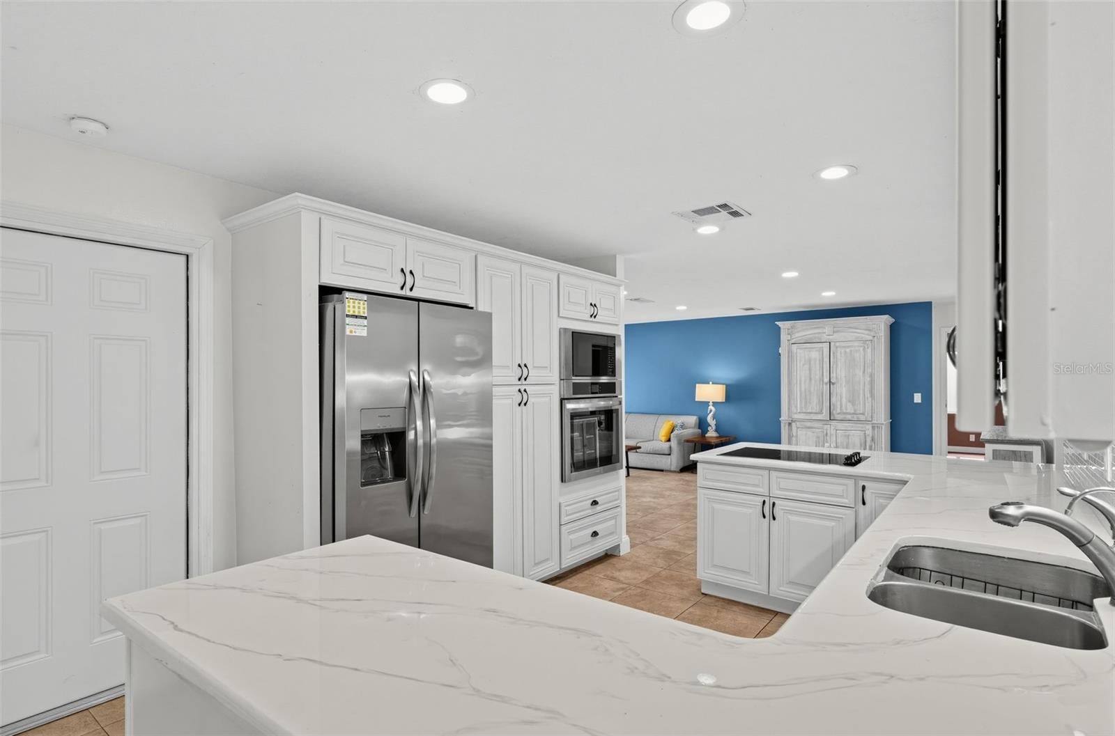 SUN N LAKES - Residential