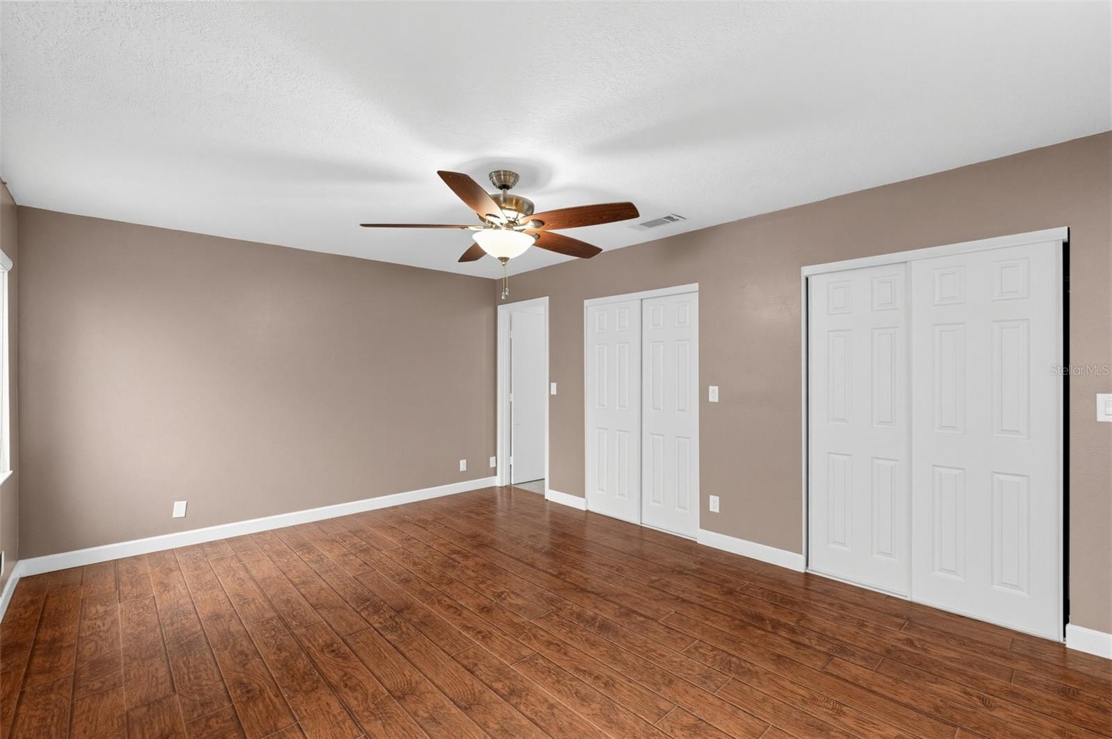 SUN N LAKES - Residential