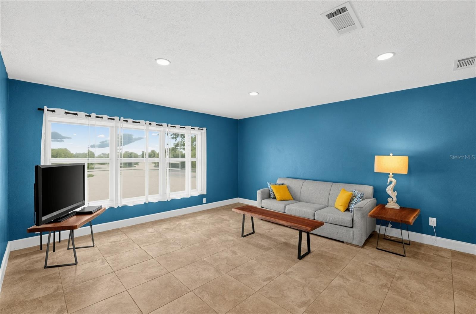 SUN N LAKES - Residential