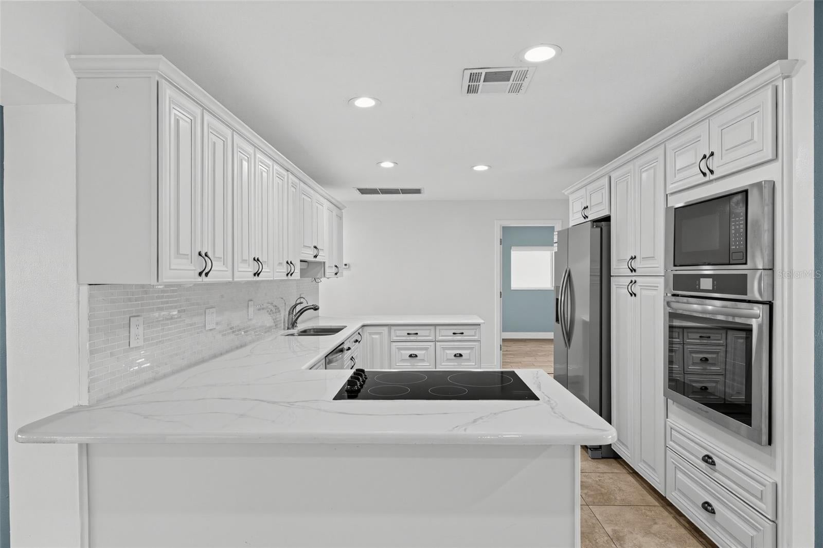 SUN N LAKES - Residential