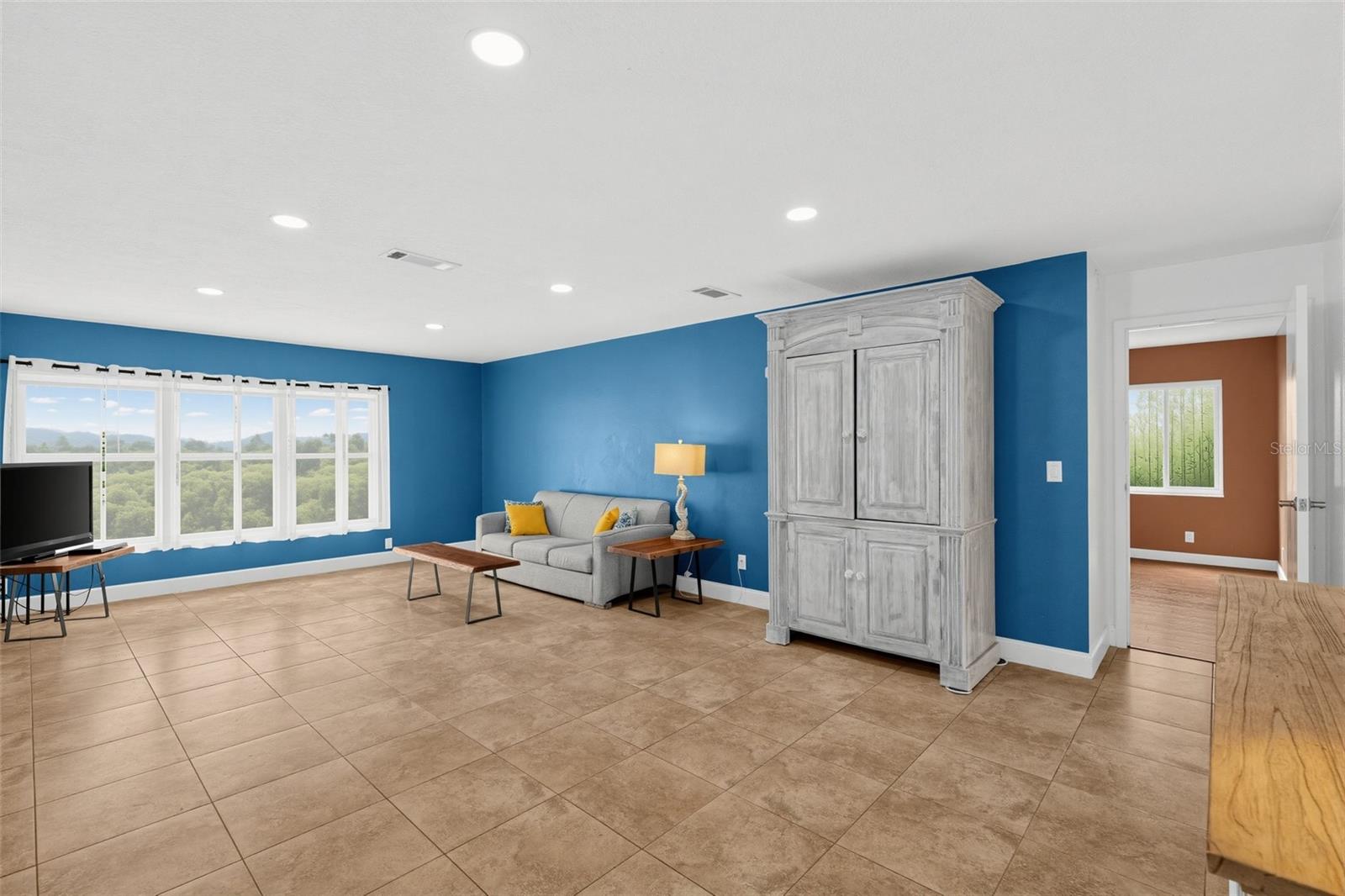 SUN N LAKES - Residential