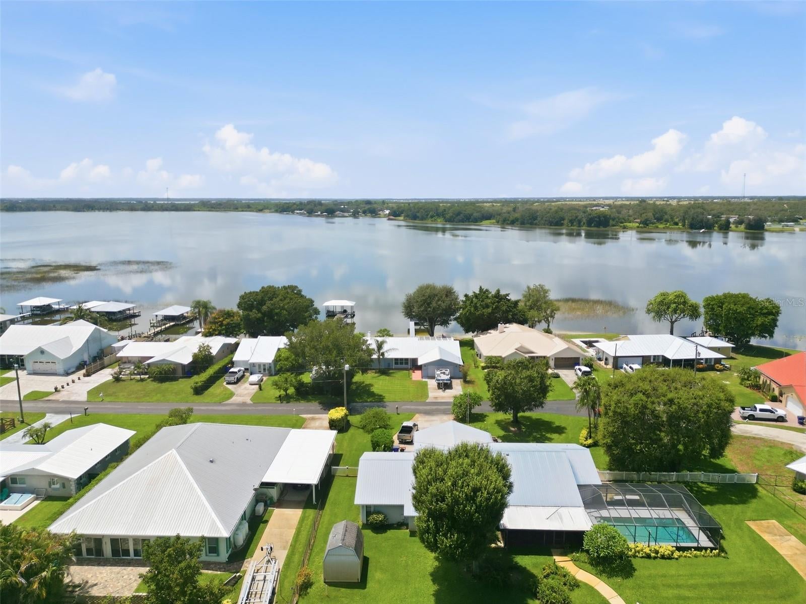 SUN N LAKES - Residential