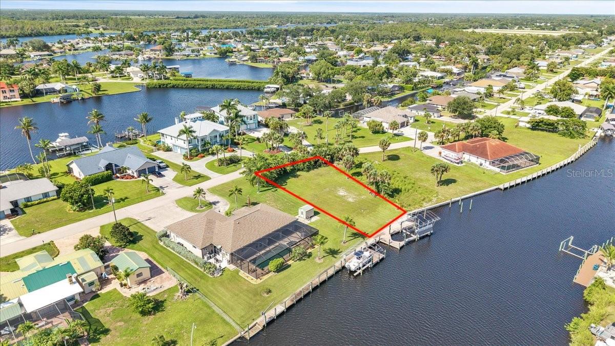 FT MYERS SHORES - Land