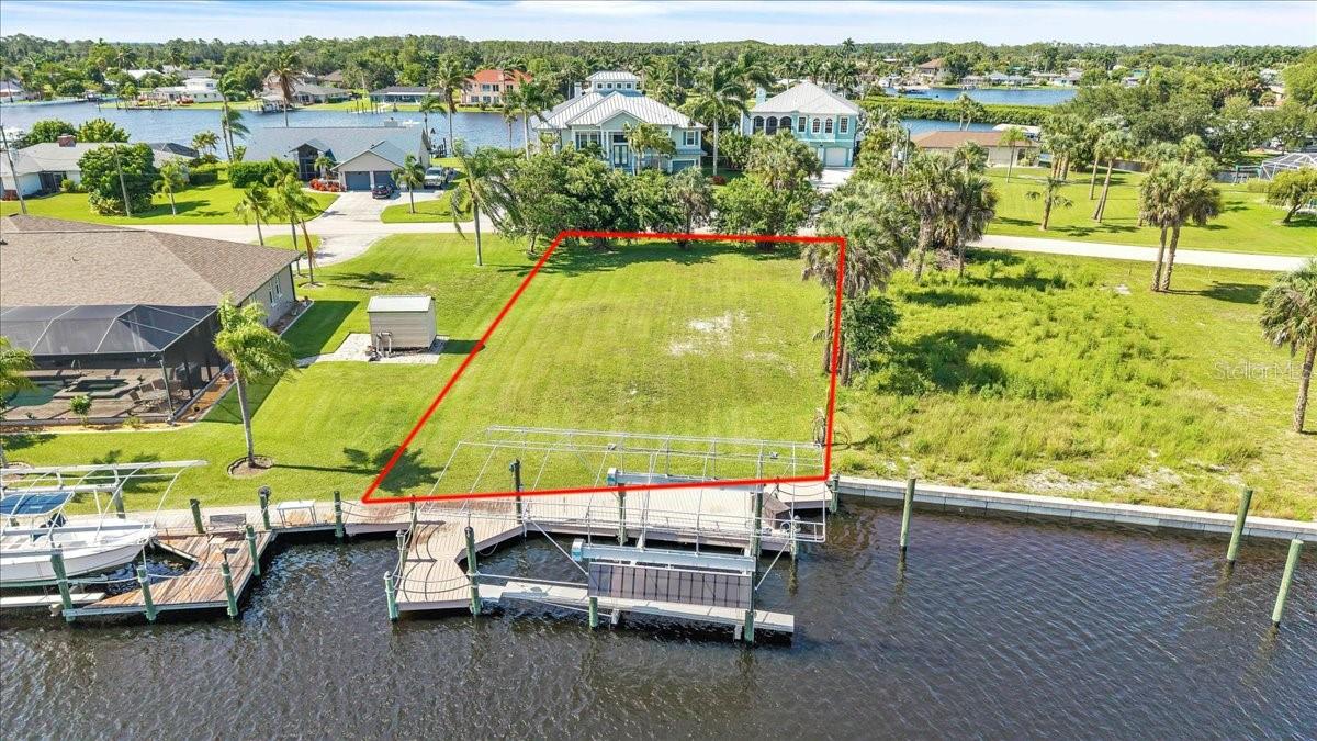 FT MYERS SHORES - Land
