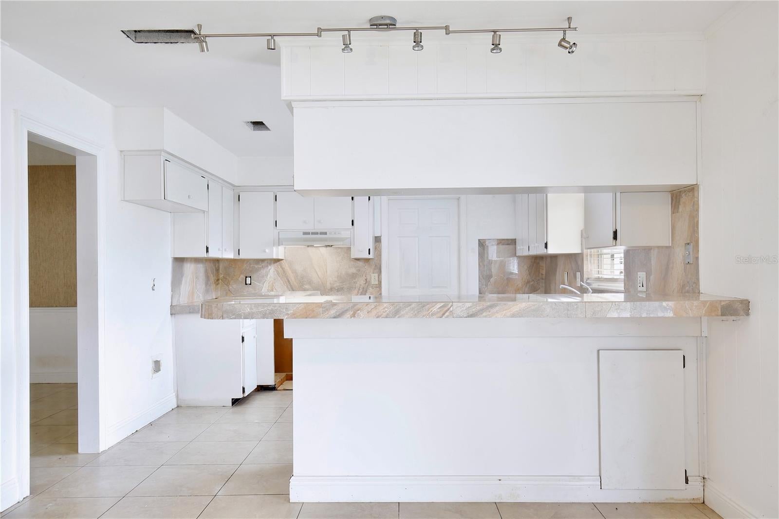 RIO PINAR WEST - Residential