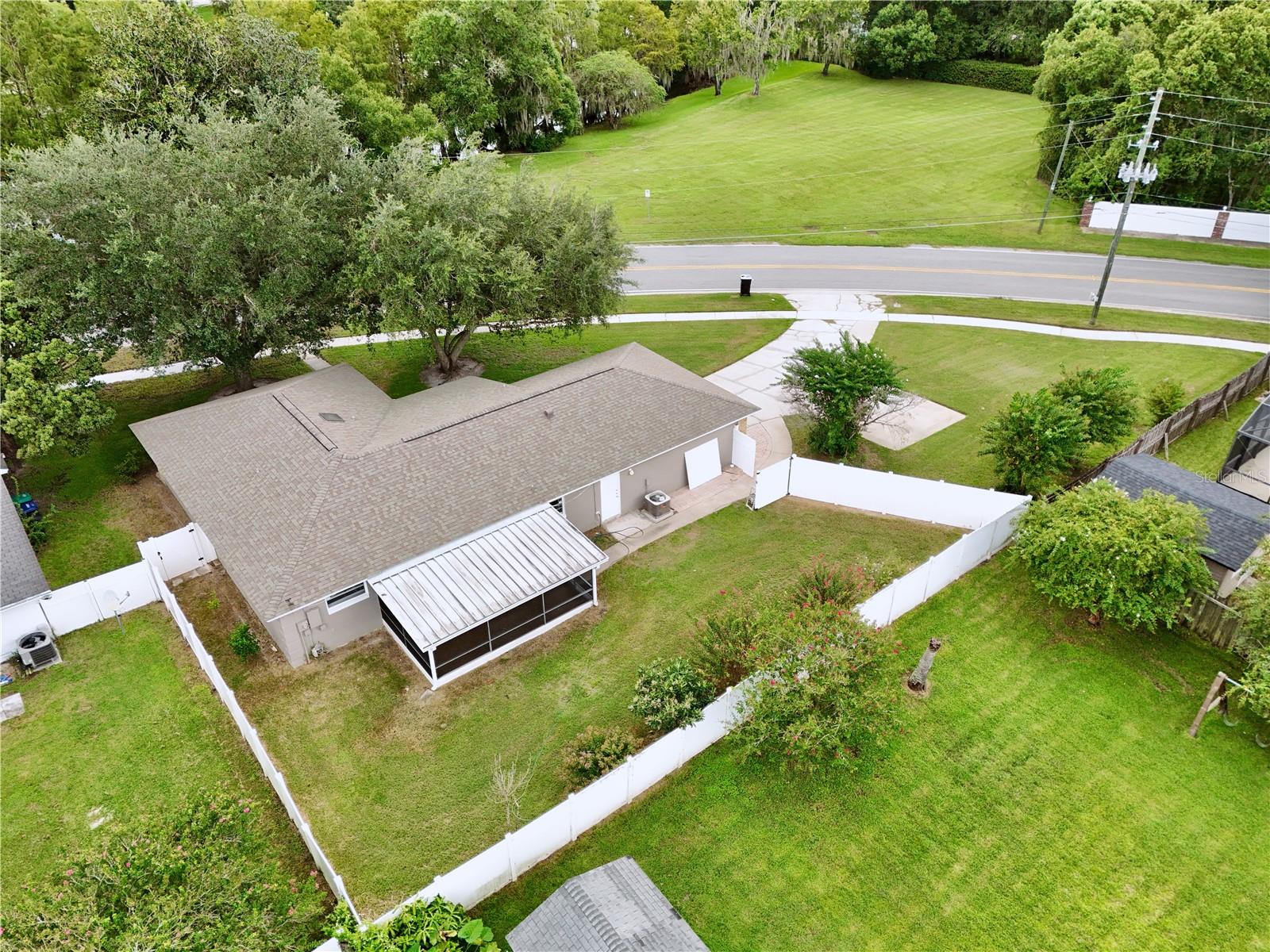 RIO PINAR WEST - Residential