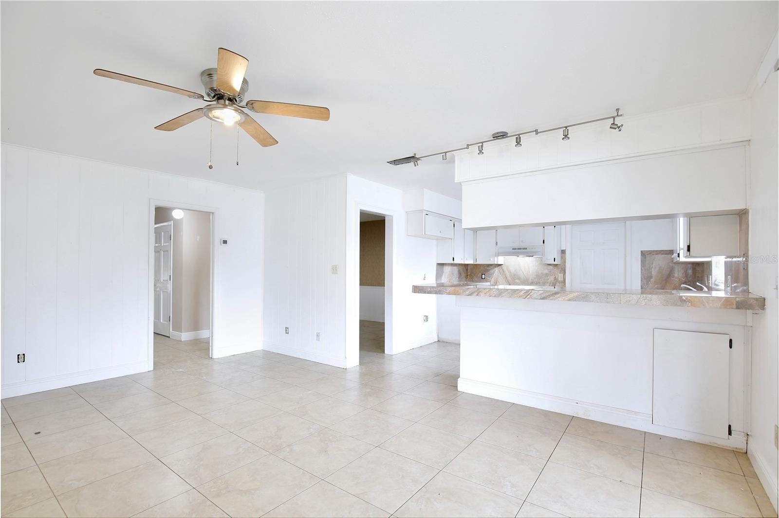 RIO PINAR WEST - Residential