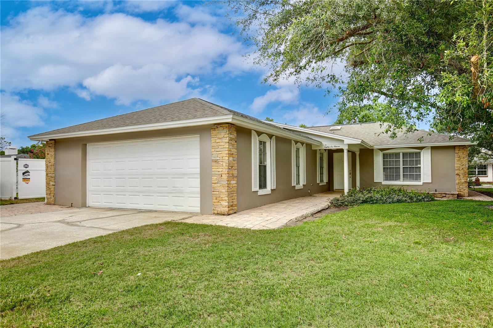 RIO PINAR WEST - Residential