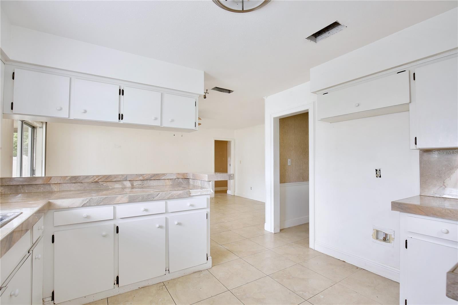 RIO PINAR WEST - Residential