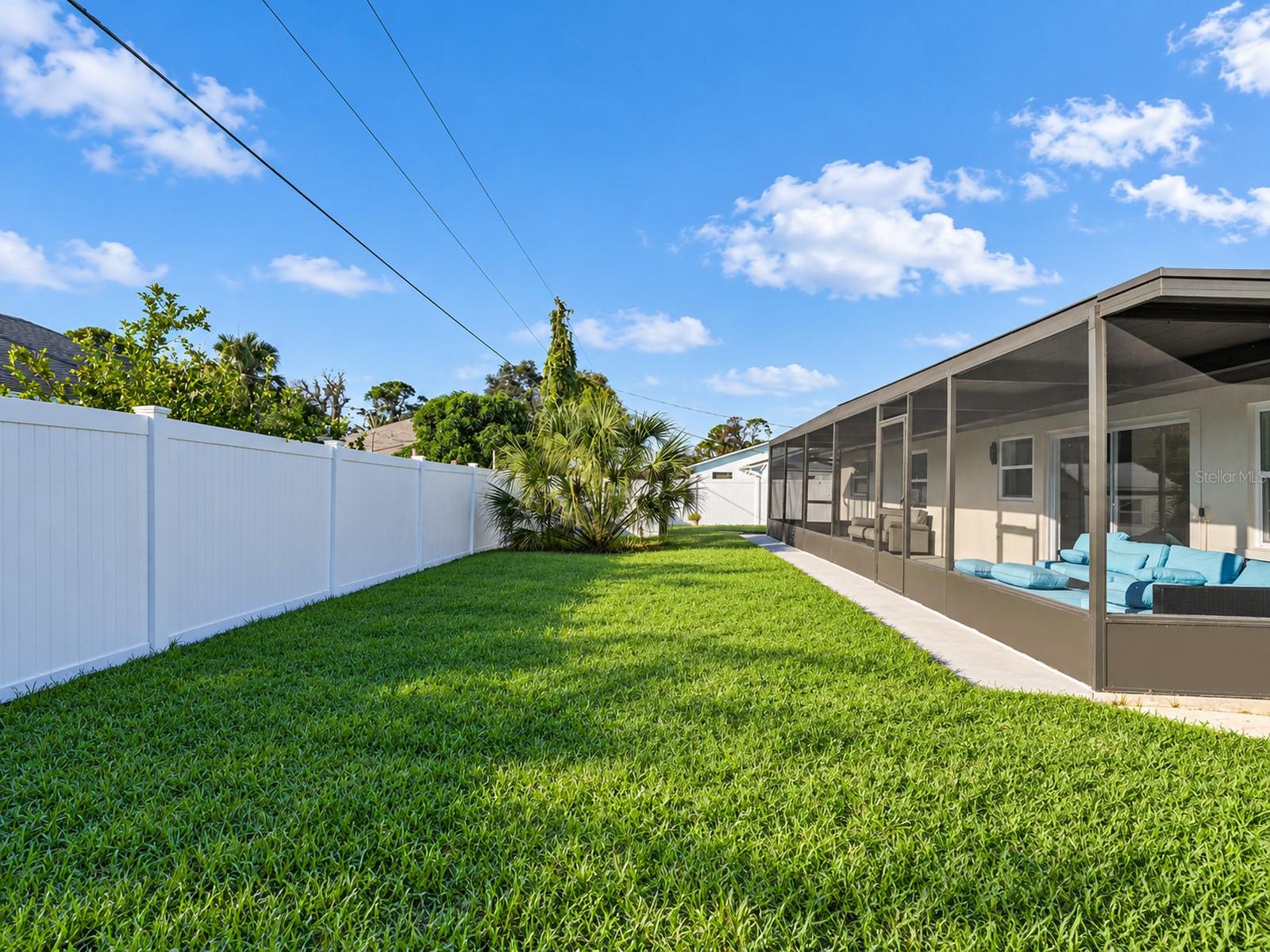 SOUTH VENICE - Residential