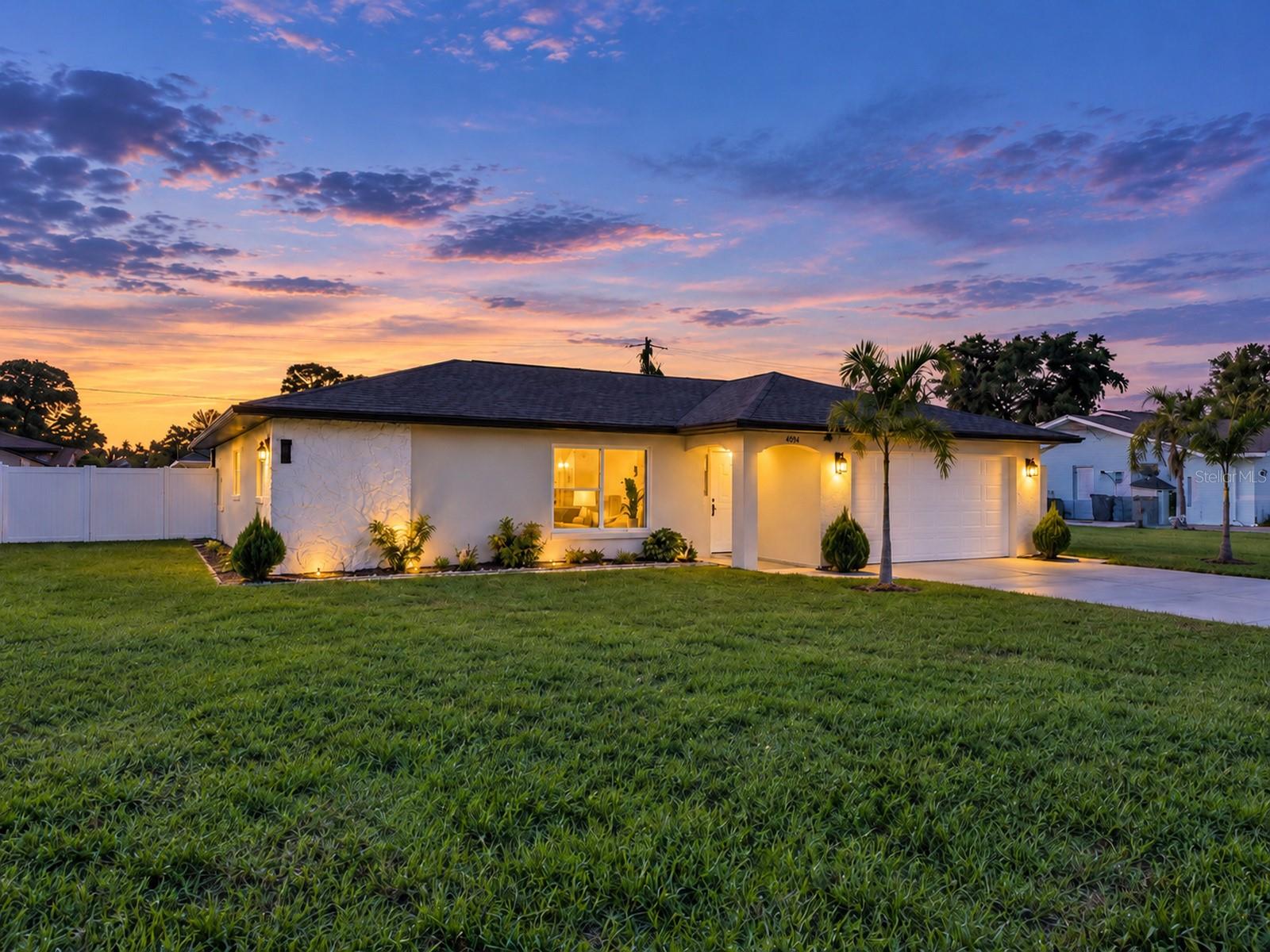 SOUTH VENICE - Residential