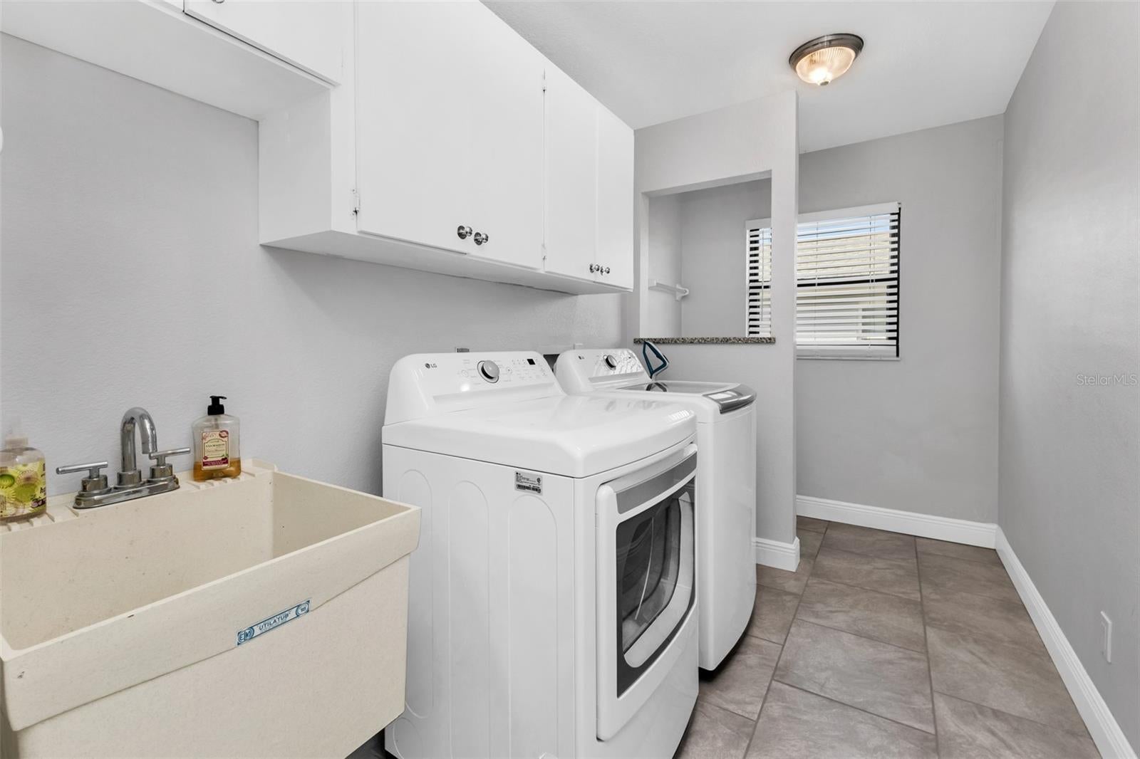 PUNTA GORDA ISLES SEC 23 - Residential