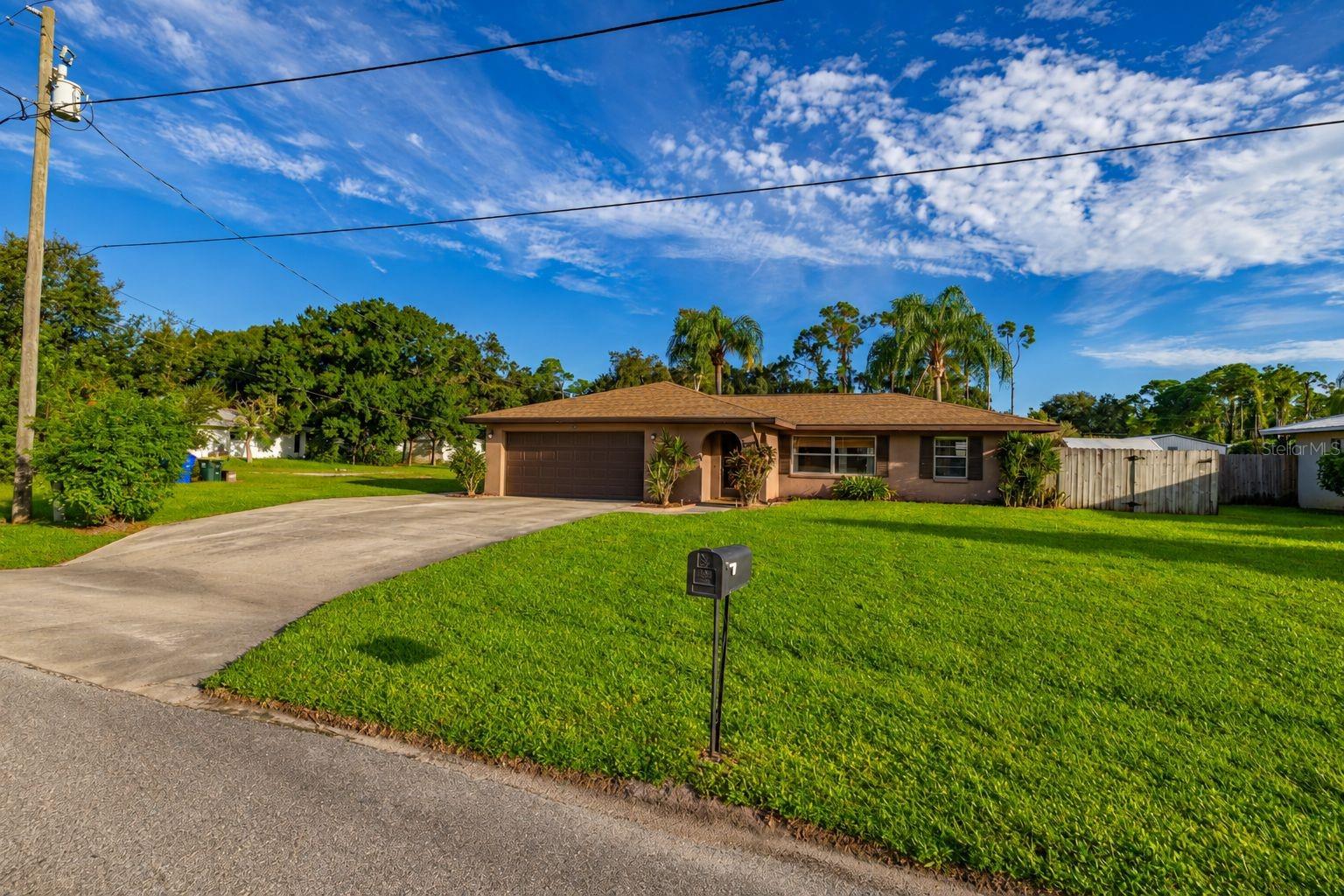 LEISURE LAKES SEC 01 - Residential
