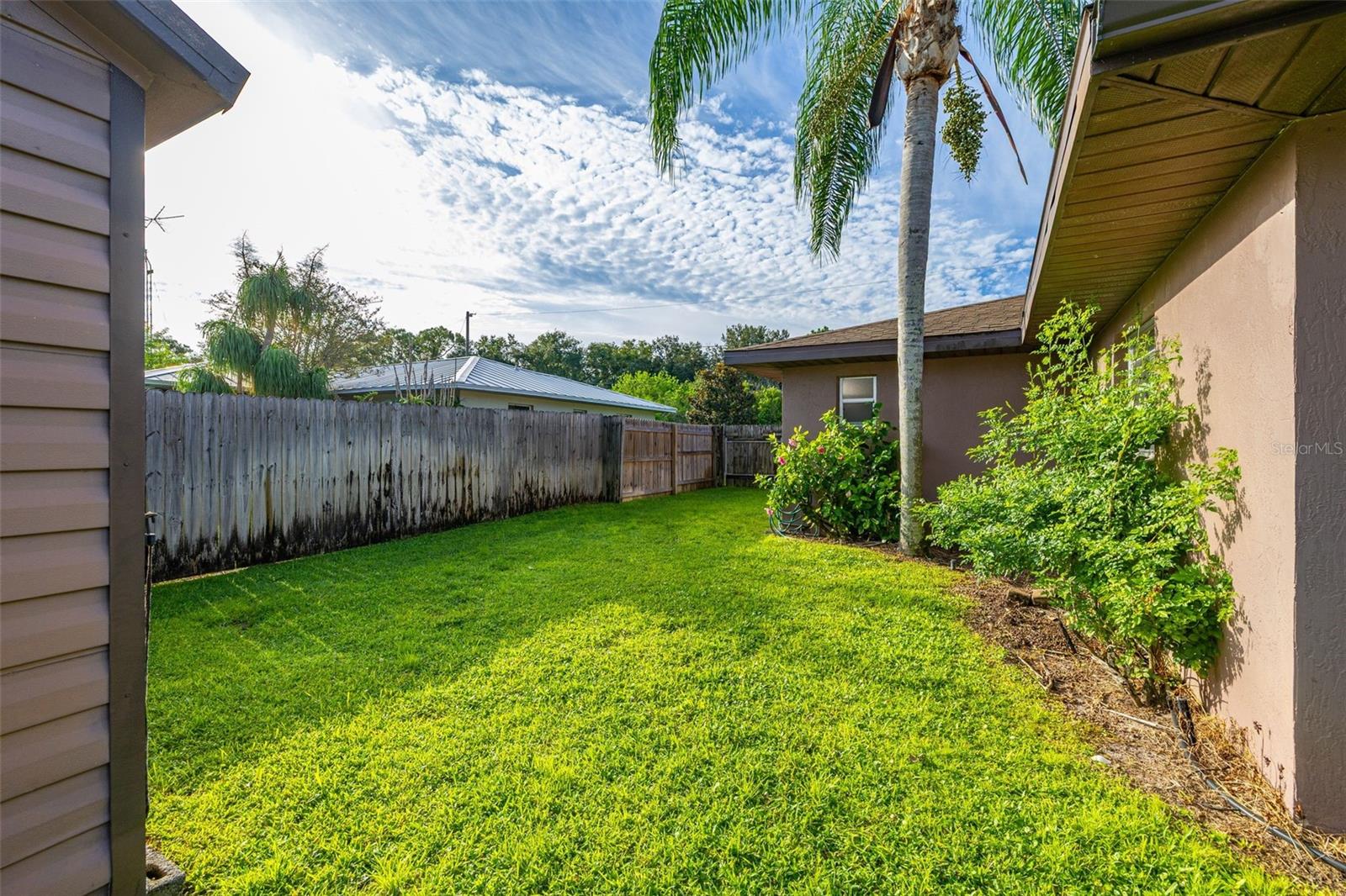 LEISURE LAKES SEC 01 - Residential