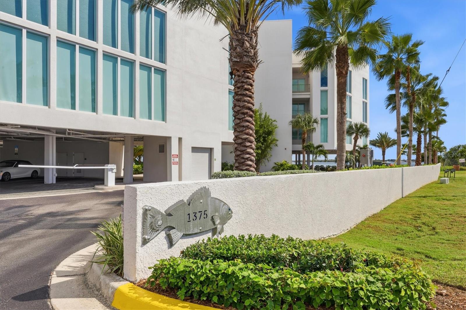 REDFISH KEY VILLAS CONDO - Residential
