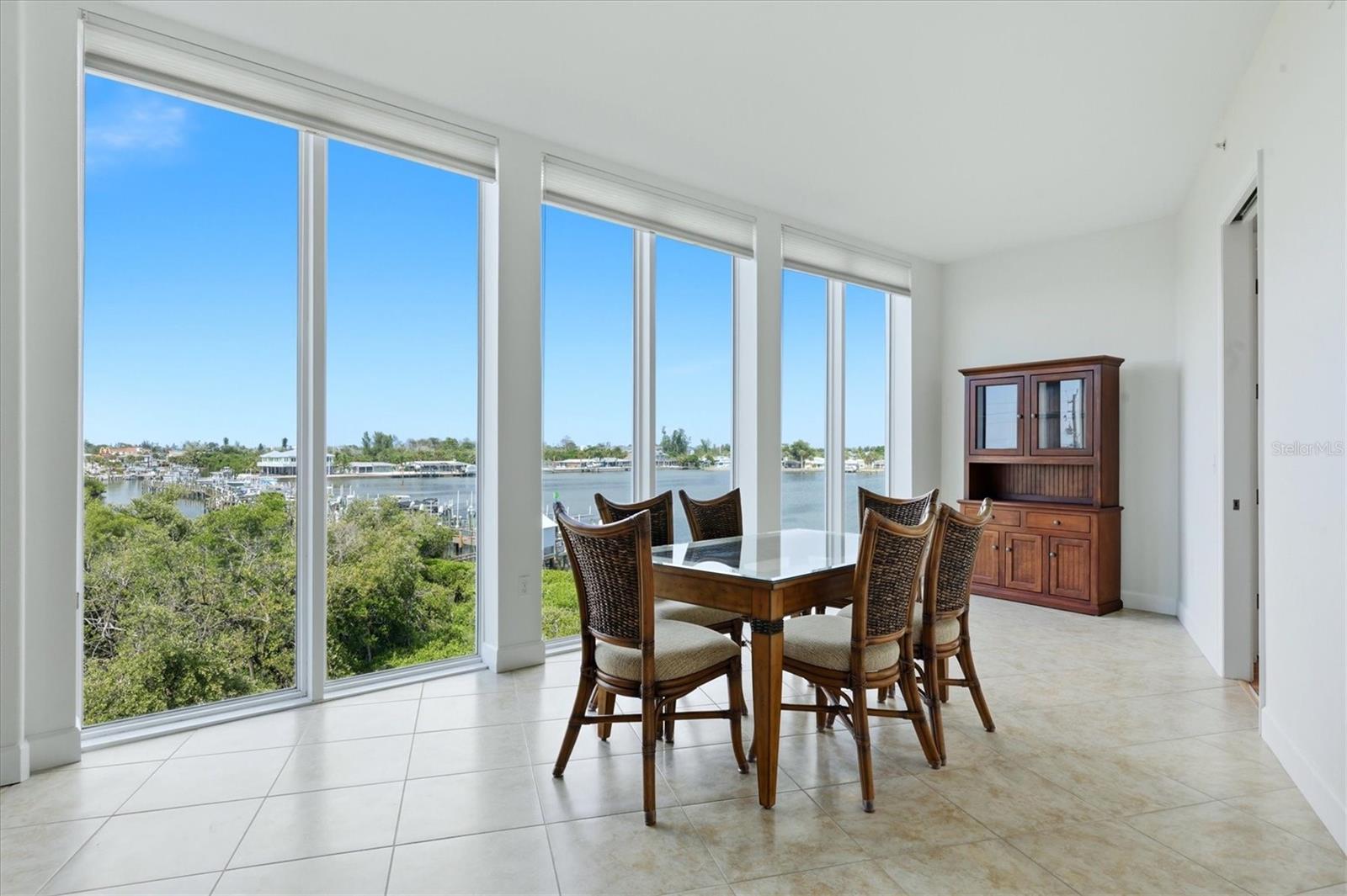 REDFISH KEY VILLAS CONDO - Residential