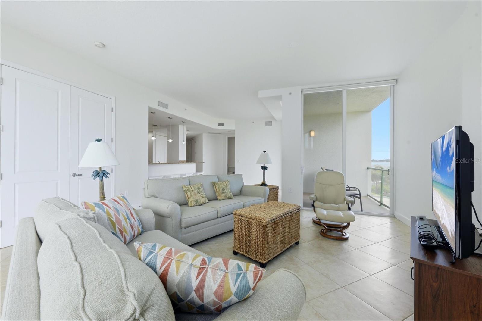 REDFISH KEY VILLAS CONDO - Residential