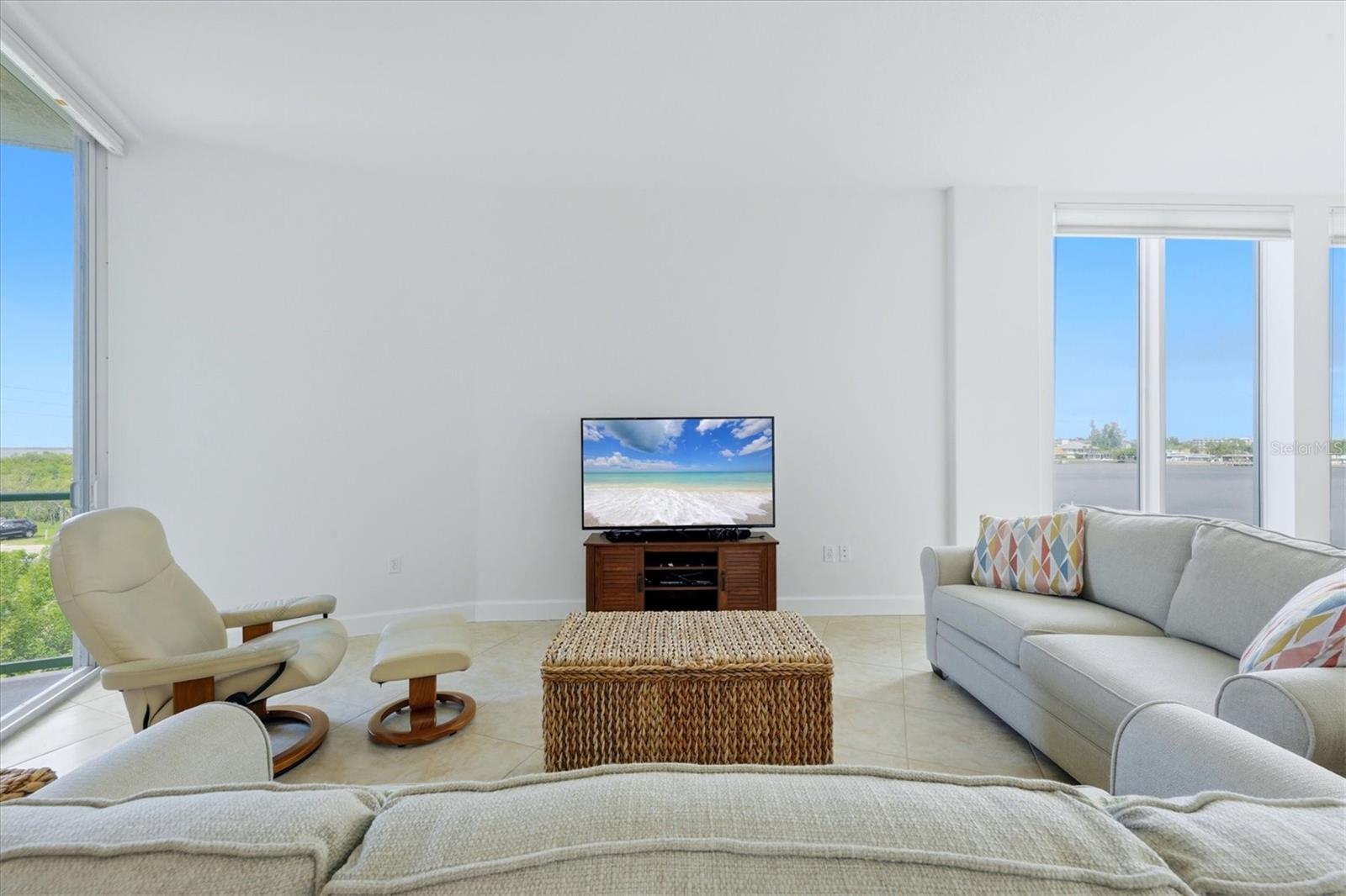 REDFISH KEY VILLAS CONDO - Residential