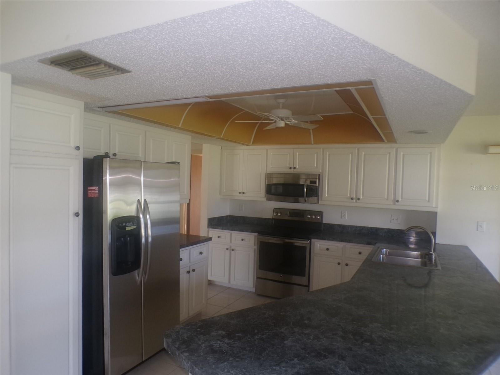 MANASOTA ACRES - Residential