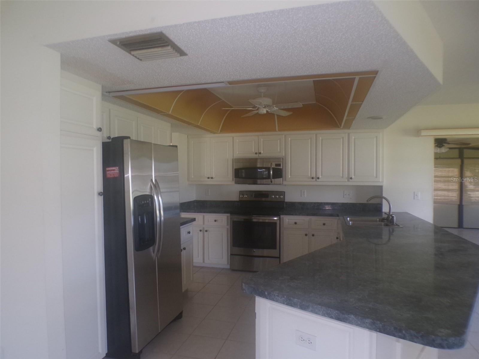 MANASOTA ACRES - Residential