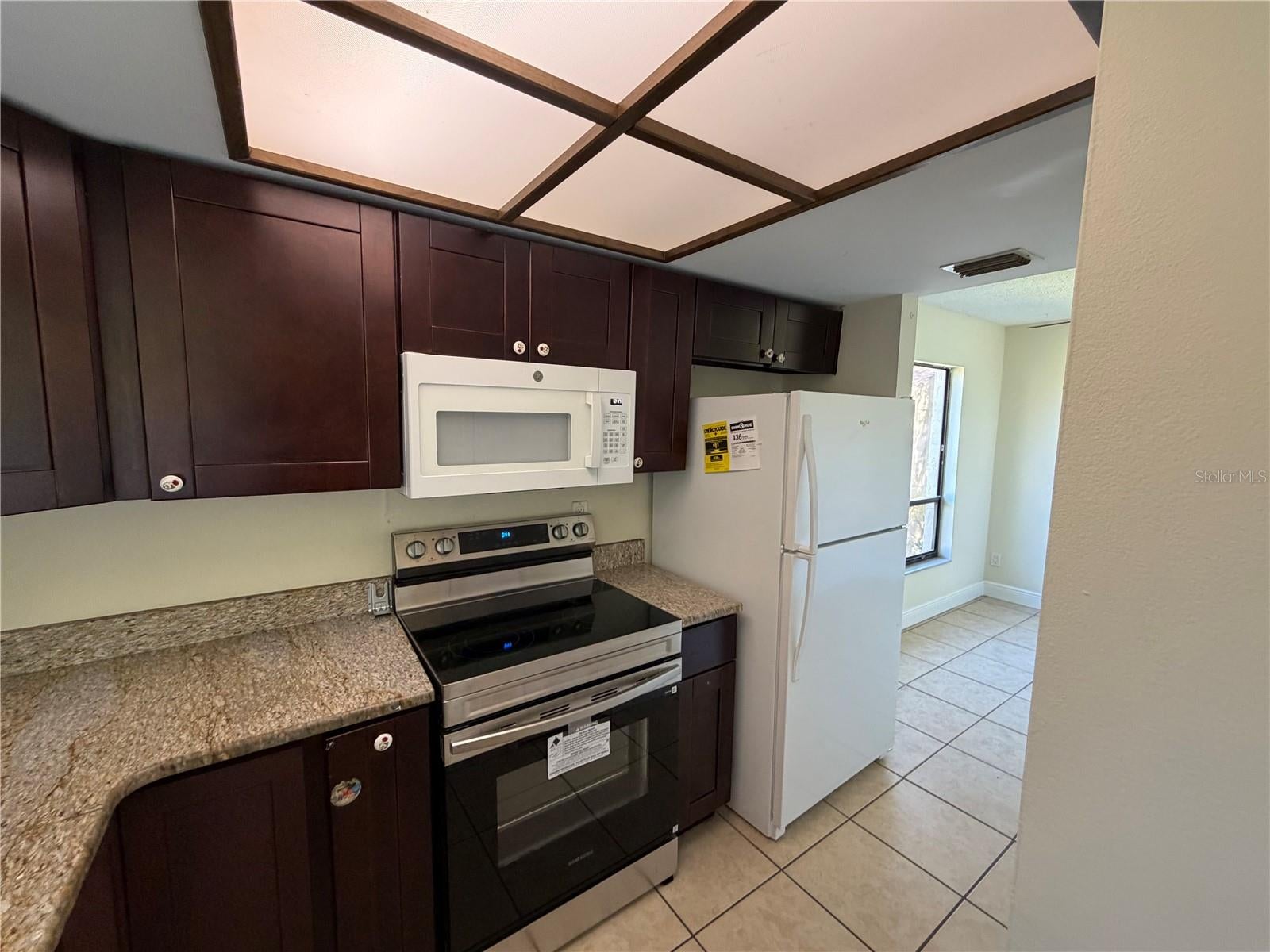 RIVER OAKS CONDO III - Residential