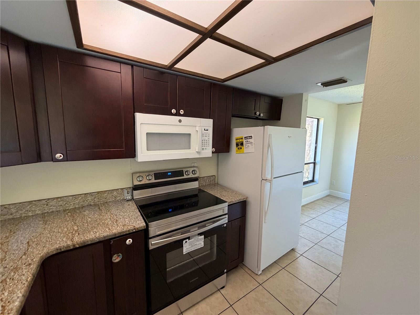 RIVER OAKS CONDO III - Residential