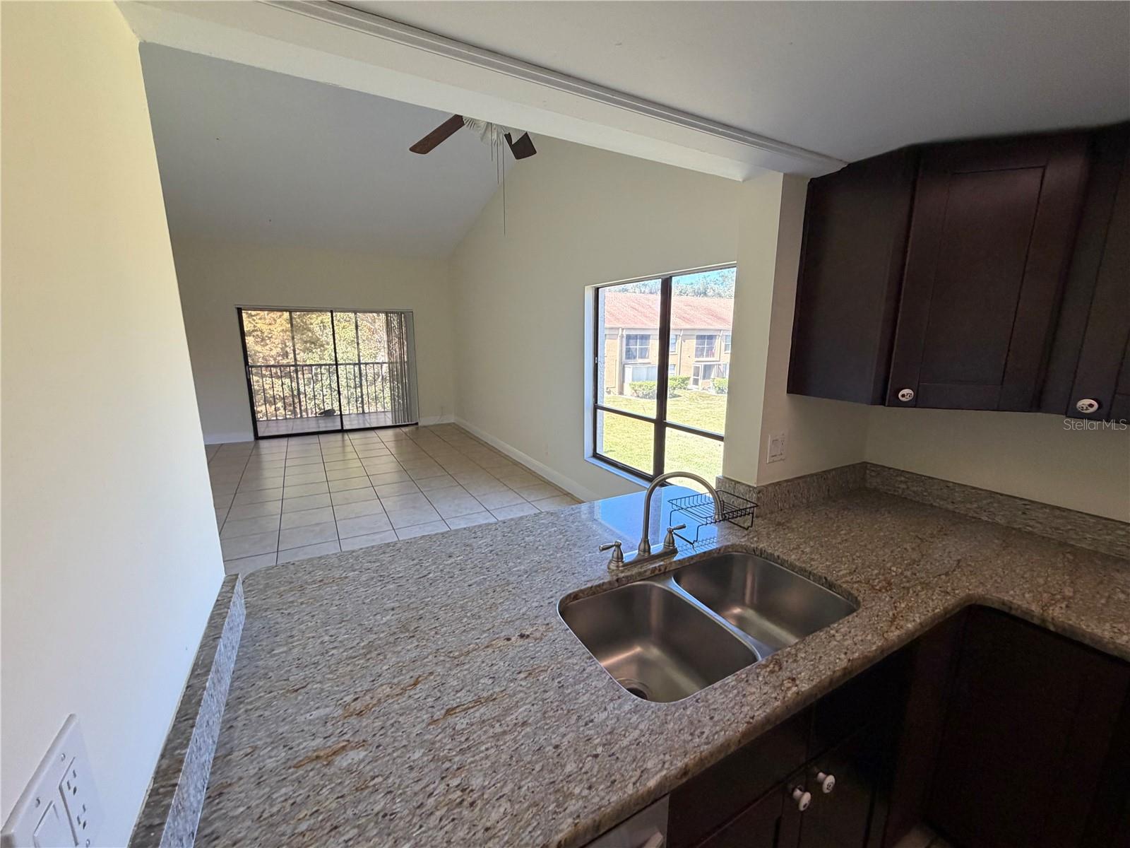 RIVER OAKS CONDO III - Residential