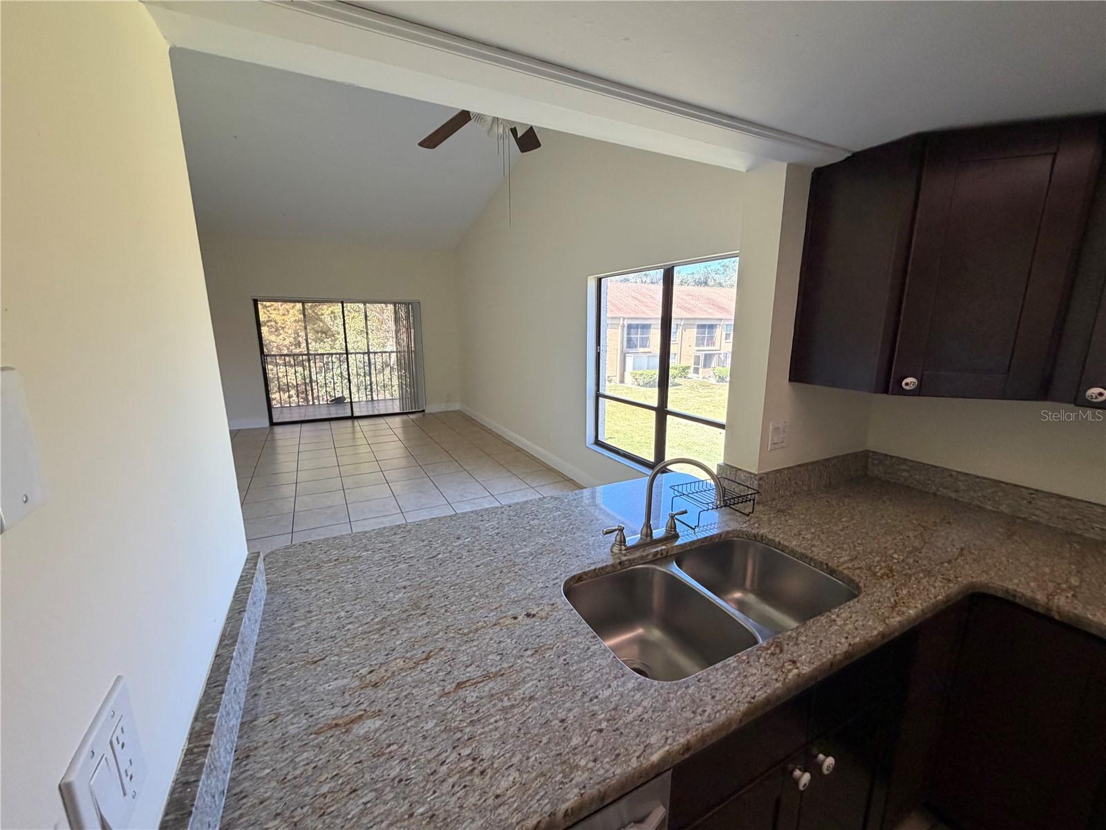 RIVER OAKS CONDO III - Residential