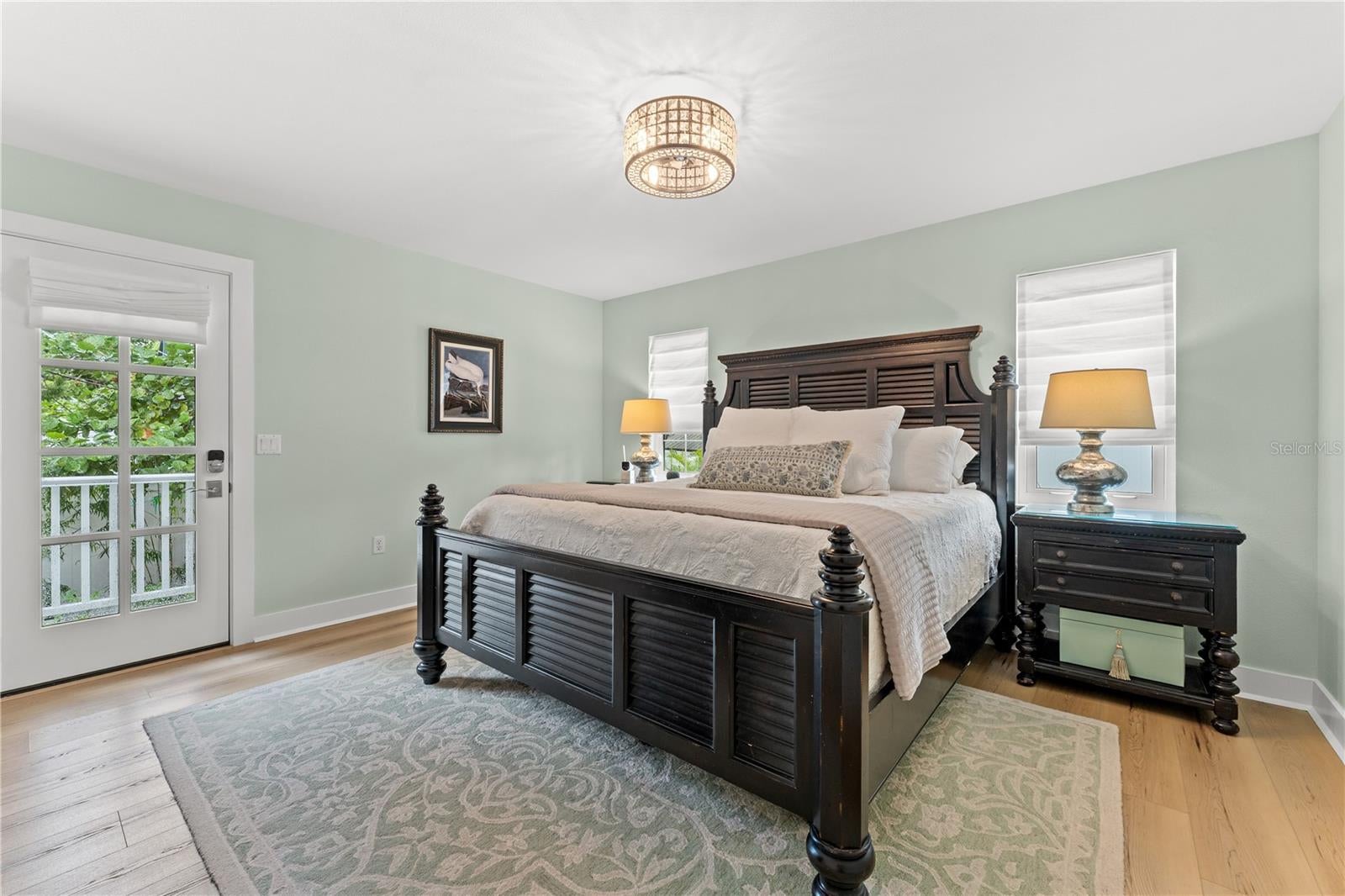PELICAN SHORES - Residential