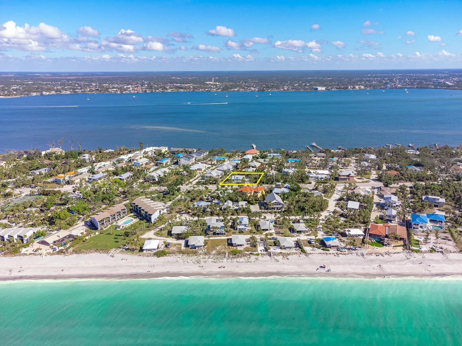 PELICAN SHORES - Residential