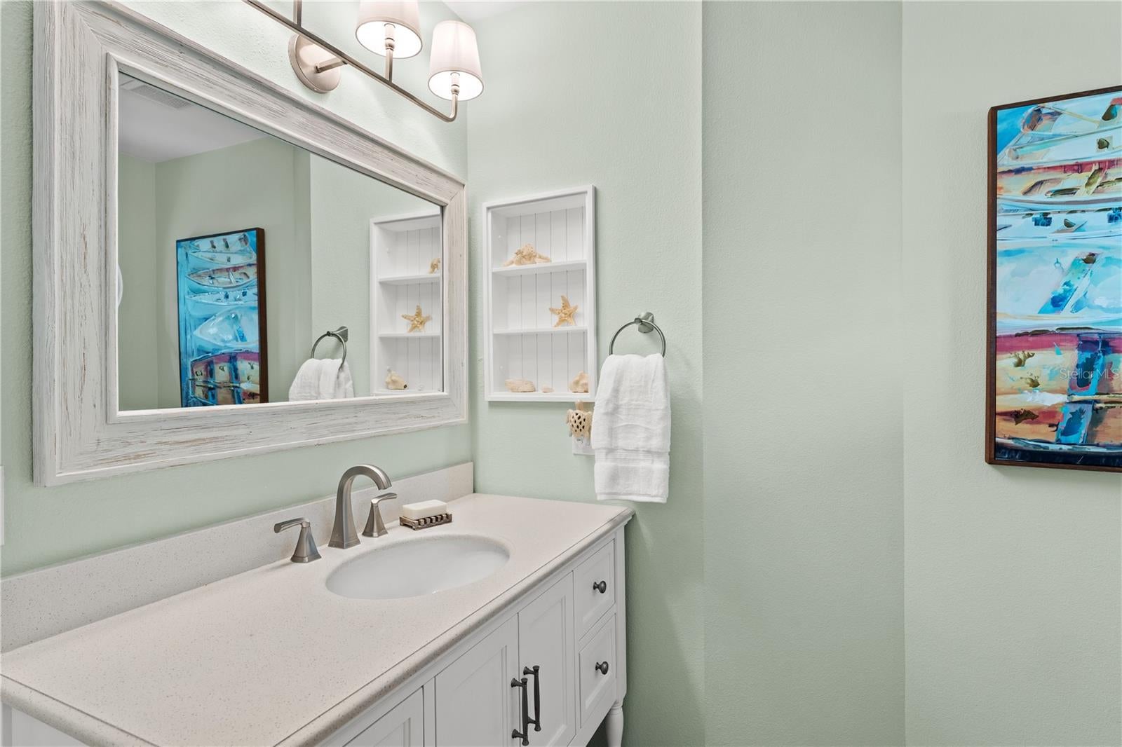 PELICAN SHORES - Residential