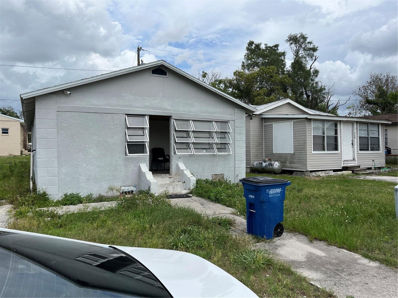 Investors, flippers, landlords, and value-add buyers this is the kind of affordable Florida opportunity that is becoming harder to find. Located in Sebring, this 3-bedroom, 1-bathroom cinderblock rancher offers 989 square feet and a straightforward renovation opportunity with excellent potential for an investor looking to add value. Offered at $79,900 with an estimated renovation budget of approximately $25,000 and an estimated after-repair value (ARV) of approximately $160,000, this property provides a compelling opportunity to renovate, resell, hold as a rental, or create an affordable starter home.

The functional ranch-style layout features three bedrooms, one bathroom, a spacious living area, and a kitchen area ready for customization. The open living space provides flexibility for an updated floor plan, while the existing cinderblock construction offers a solid foundation for the renovation. The property presents an opportunity to complete primarily cosmetic improvements and modernize the interior to appeal to today’s buyers or tenants.


For investors, the numbers create value through an efficient renovation. The projected ARV and estimated renovation cost are provided as estimates only and should be independently verified by the buyer. Buyers are encouraged to conduct their own due diligence regarding property condition, renovation costs, market value, rental potential, zoning, permits, utilities, and all other factors affecting the investment.

LOCATION:
Situated in Sebring, the property is conveniently located near Lake Jackson, Downtown Sebring, local restaurants, shopping, parks, schools, and everyday conveniences. Enjoy access to boating, fishing, walking trails, and the area’s outdoor recreation. Highlands Hammock State Park is also nearby, adding to the appeal of the location. Sebring continues to attract, first-time homebuyers, seasonal residents, and long-term renters seeking affordability and a relaxed Florida lifestyle.

Whether your strategy is a quick cosmetic flip, long-term rental, value-add investment, or affordable home project, 852 Shirley St. is worth a closer look. Opportunities at this price point with a manageable renovation scope can be difficult to find. Schedule your showing today and bring your contractor, inspector, and investment strategy. All measurements, estimates, projected ARV, and property information should be independently verified by the buyer and buyer’s agent. Property is being sold as-is.