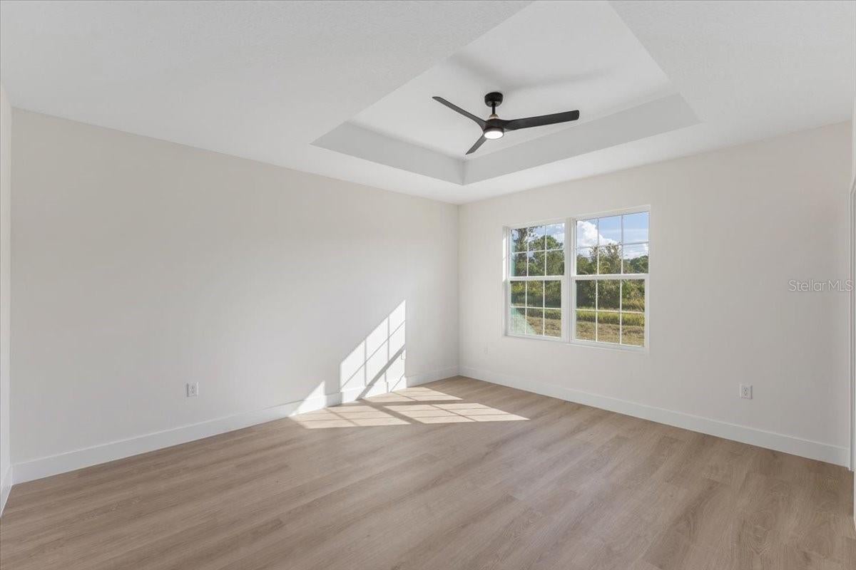 SUN N LAKE - Residential
