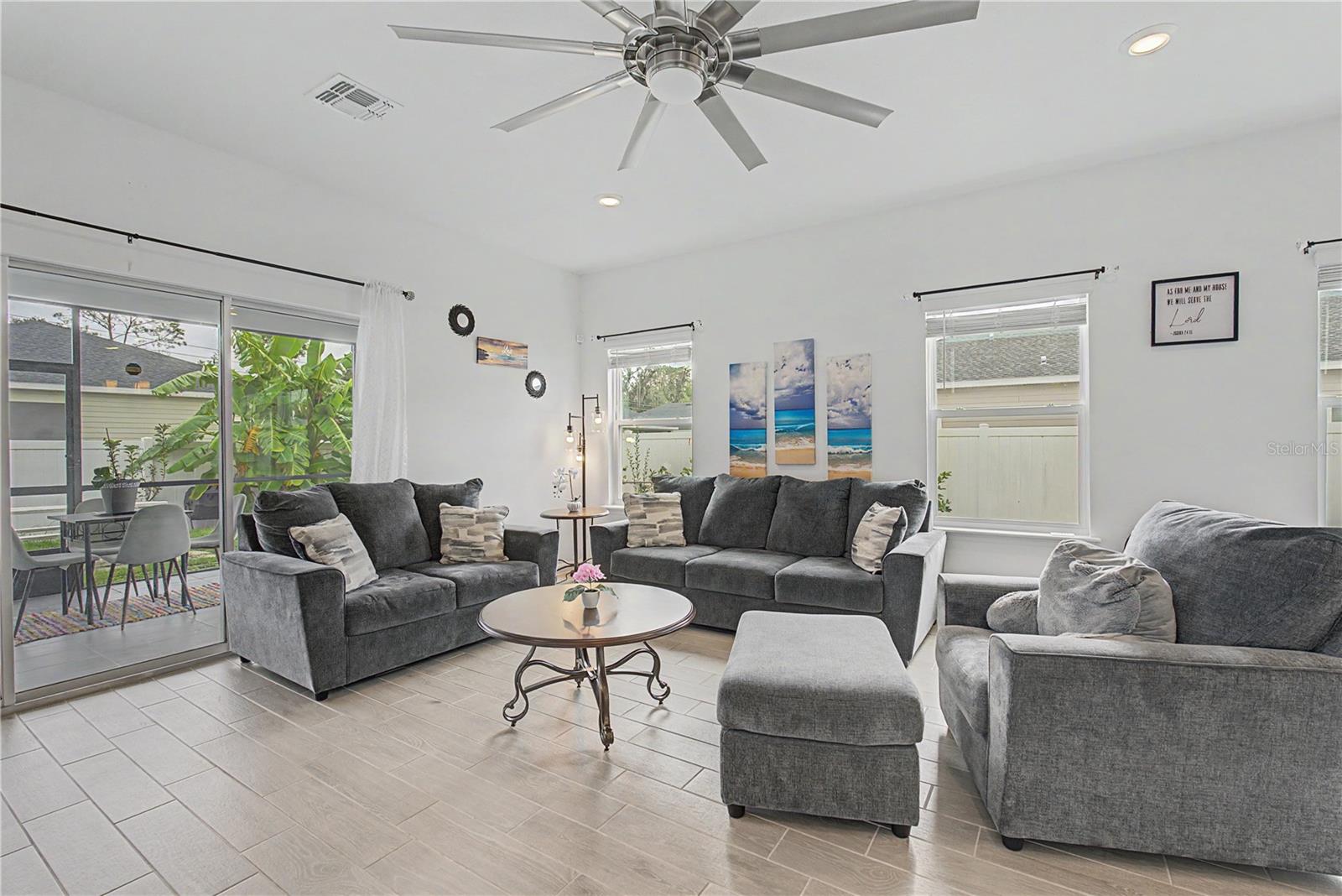 COUNTRY LANE ESTATES - Residential