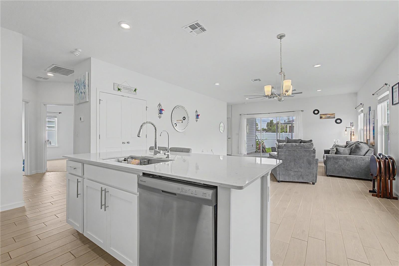 COUNTRY LANE ESTATES - Residential