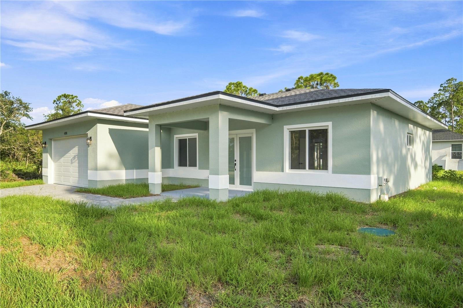 SEBRING COUNTRY ESTATE SEC 03 - Residential