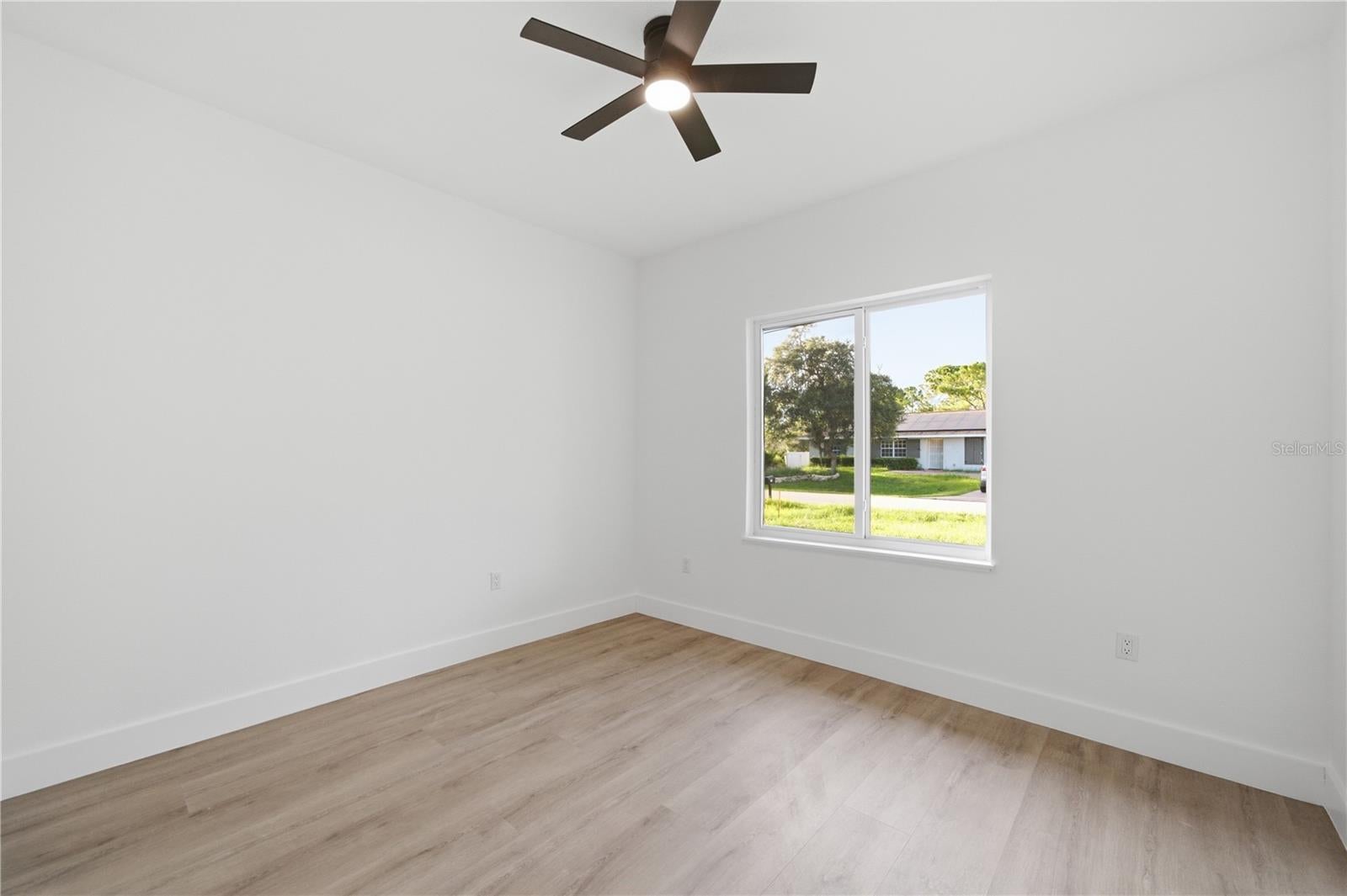 SEBRING COUNTRY ESTATE SEC 03 - Residential