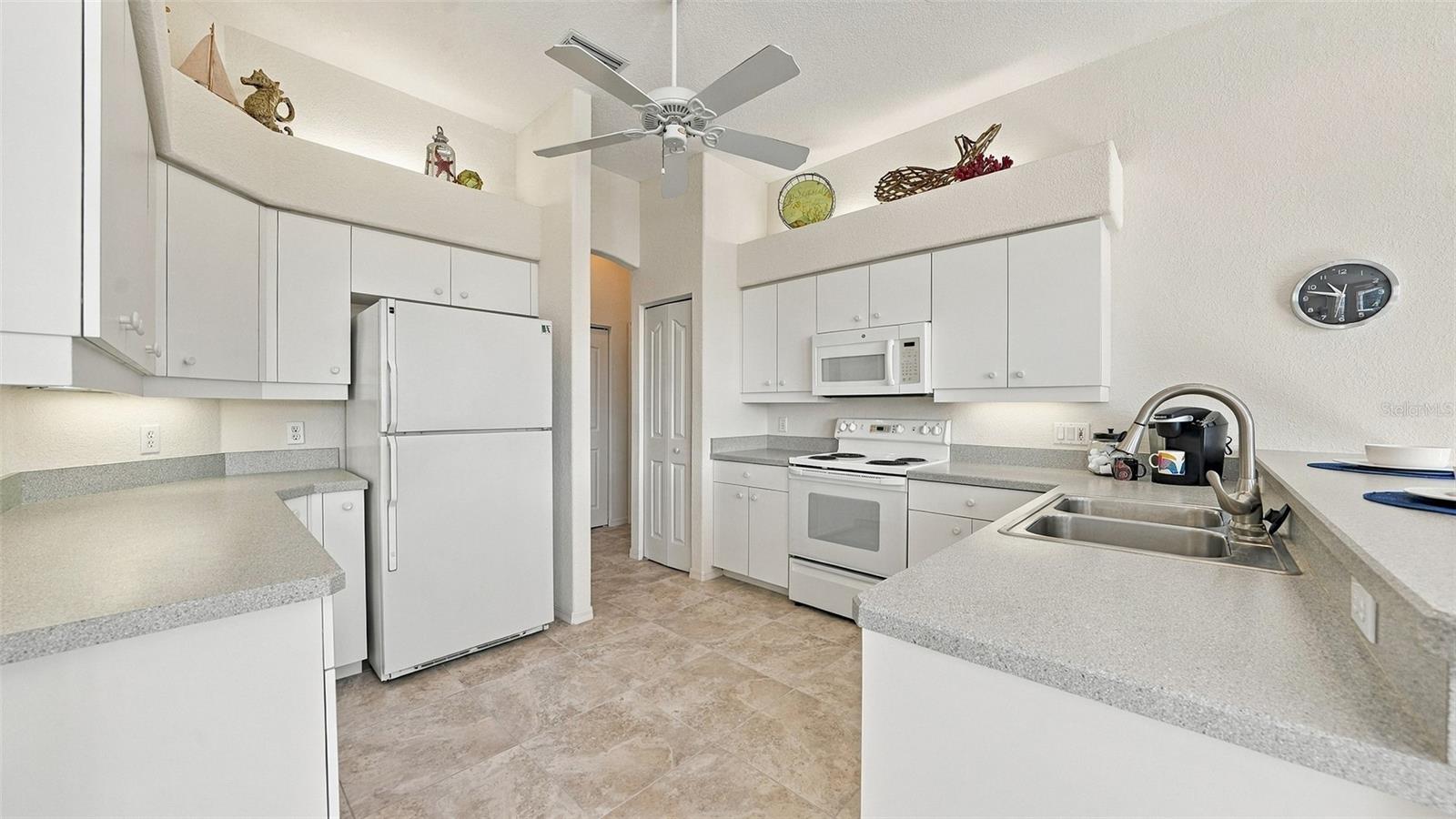 ROTONDA WEST WHITE MARSH - Residential