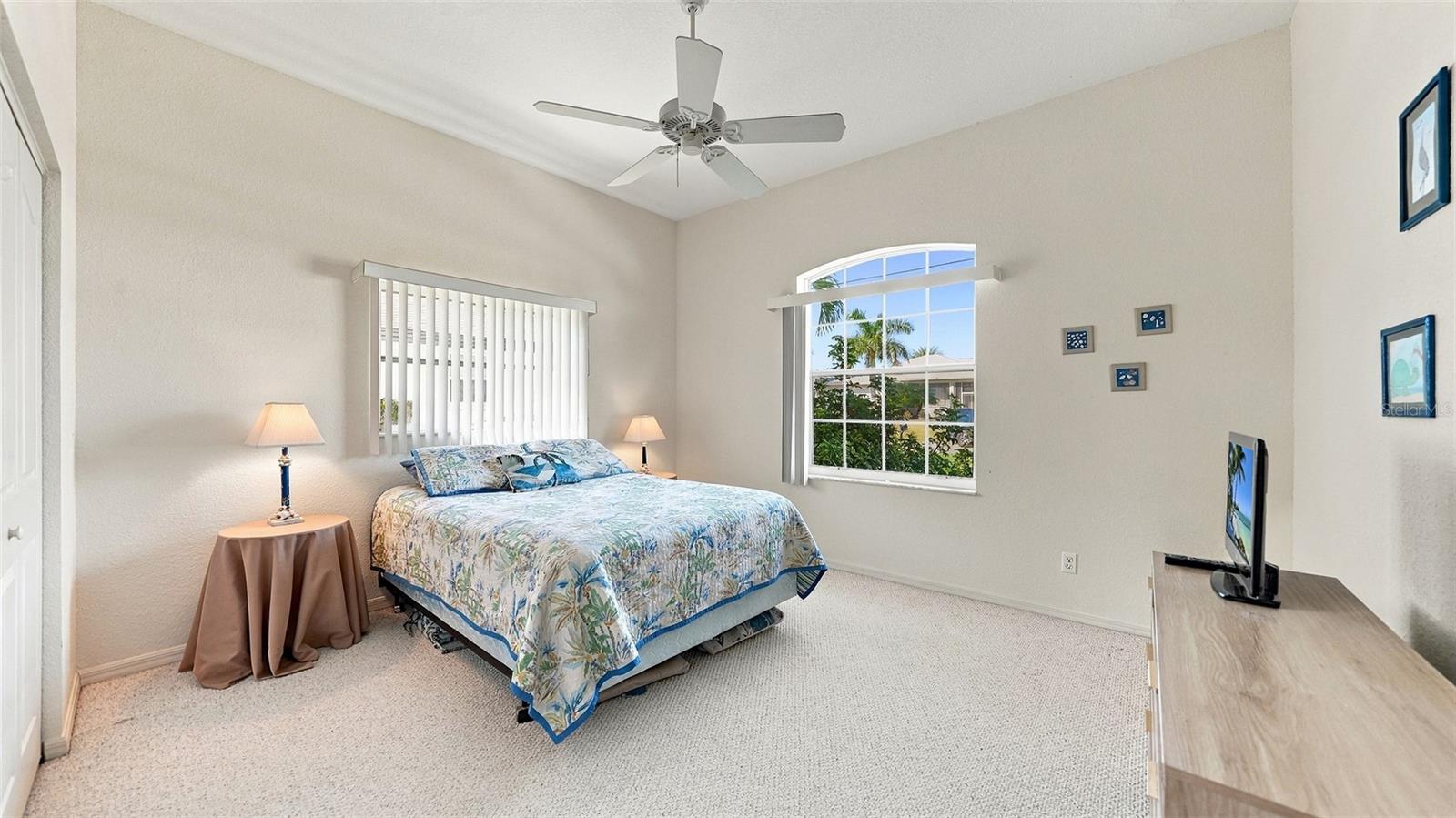 ROTONDA WEST WHITE MARSH - Residential