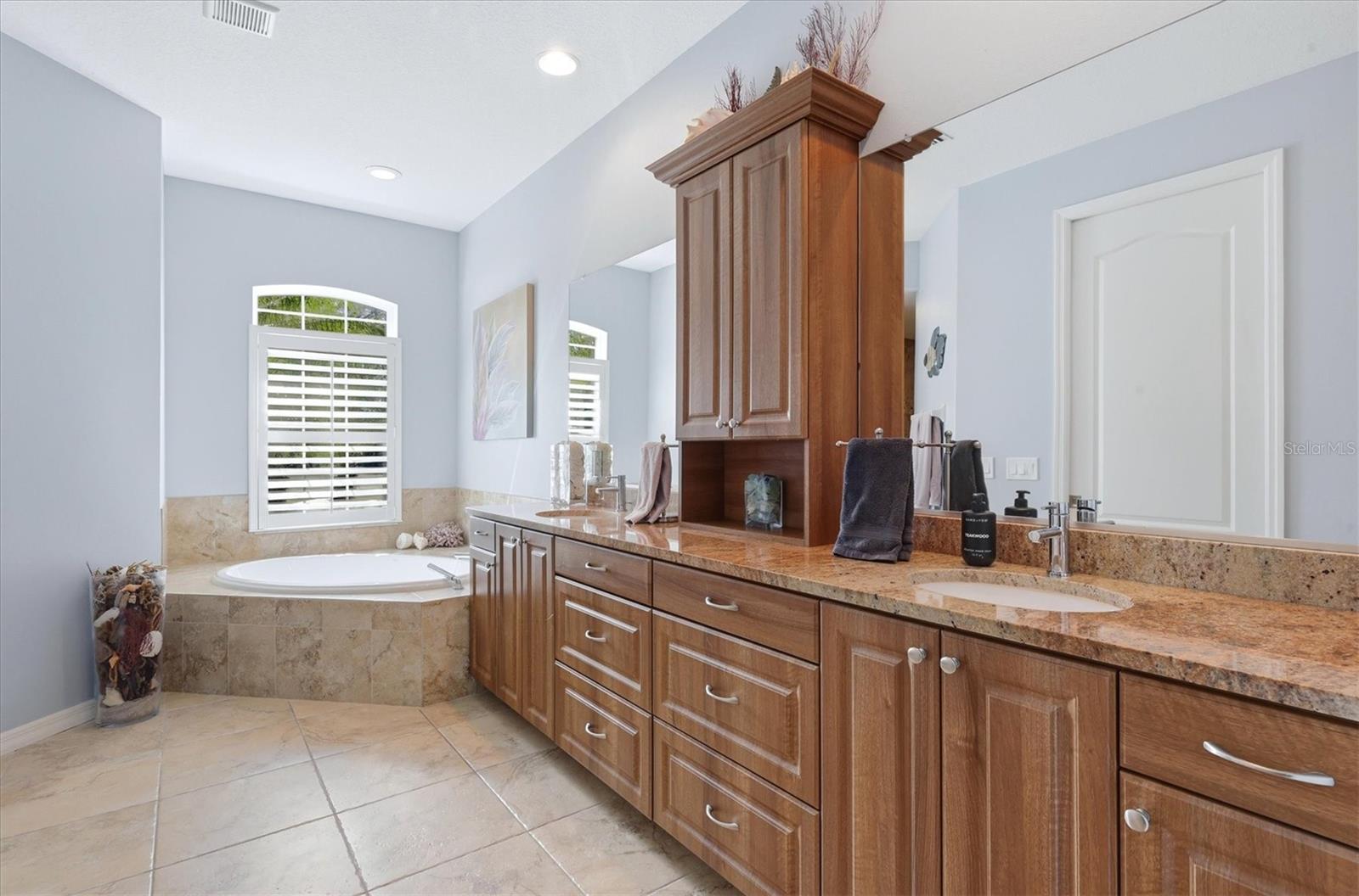 NELSON GULF ESTATES - Residential