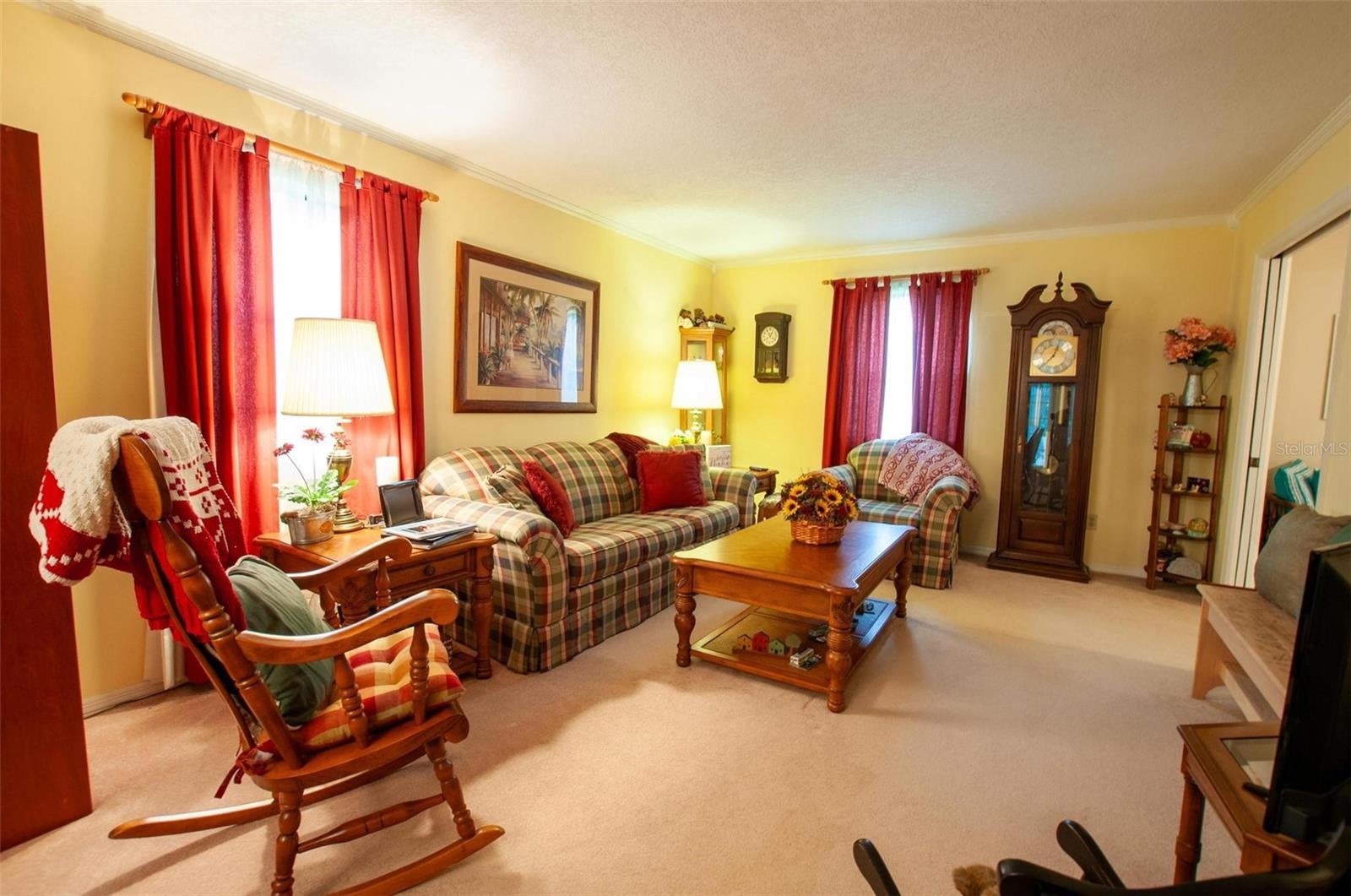 VOSS OAKS - Residential