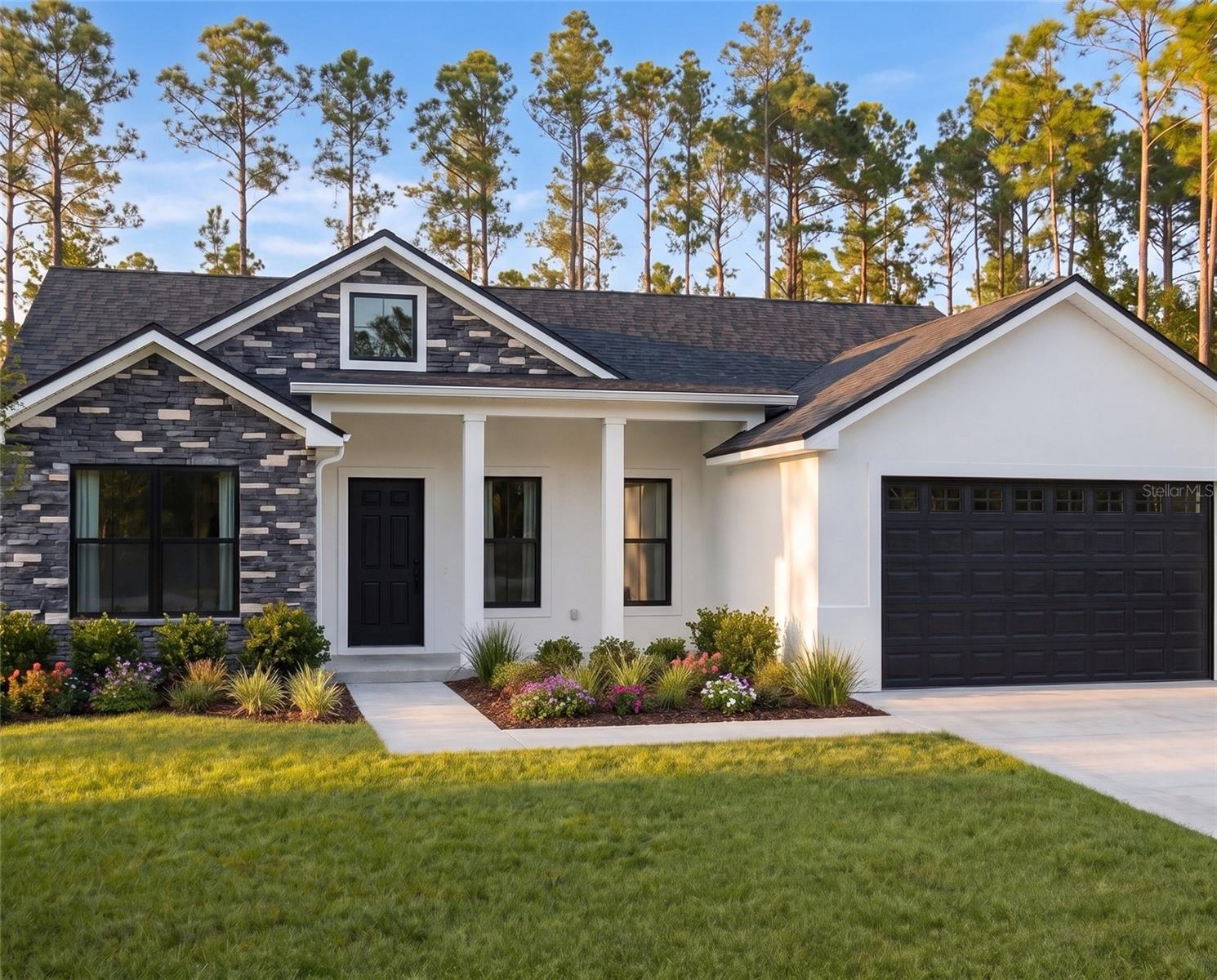 RAINBOW LAKES ESTATE - Land