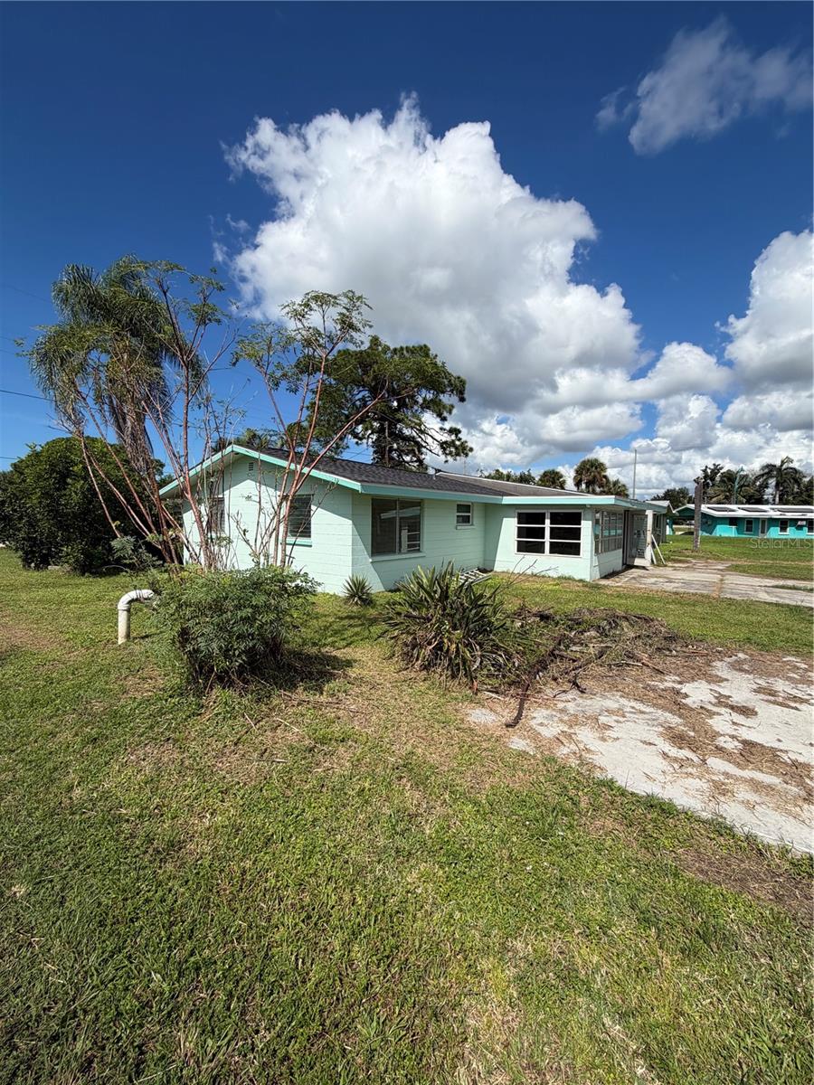 DEER-CREEK PARK - Residential