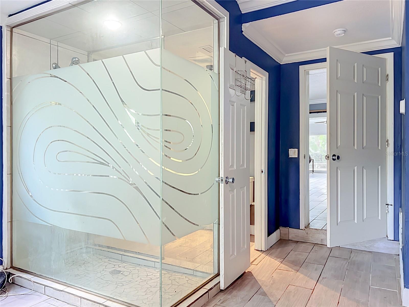 CONDEL GARDENS - Residential