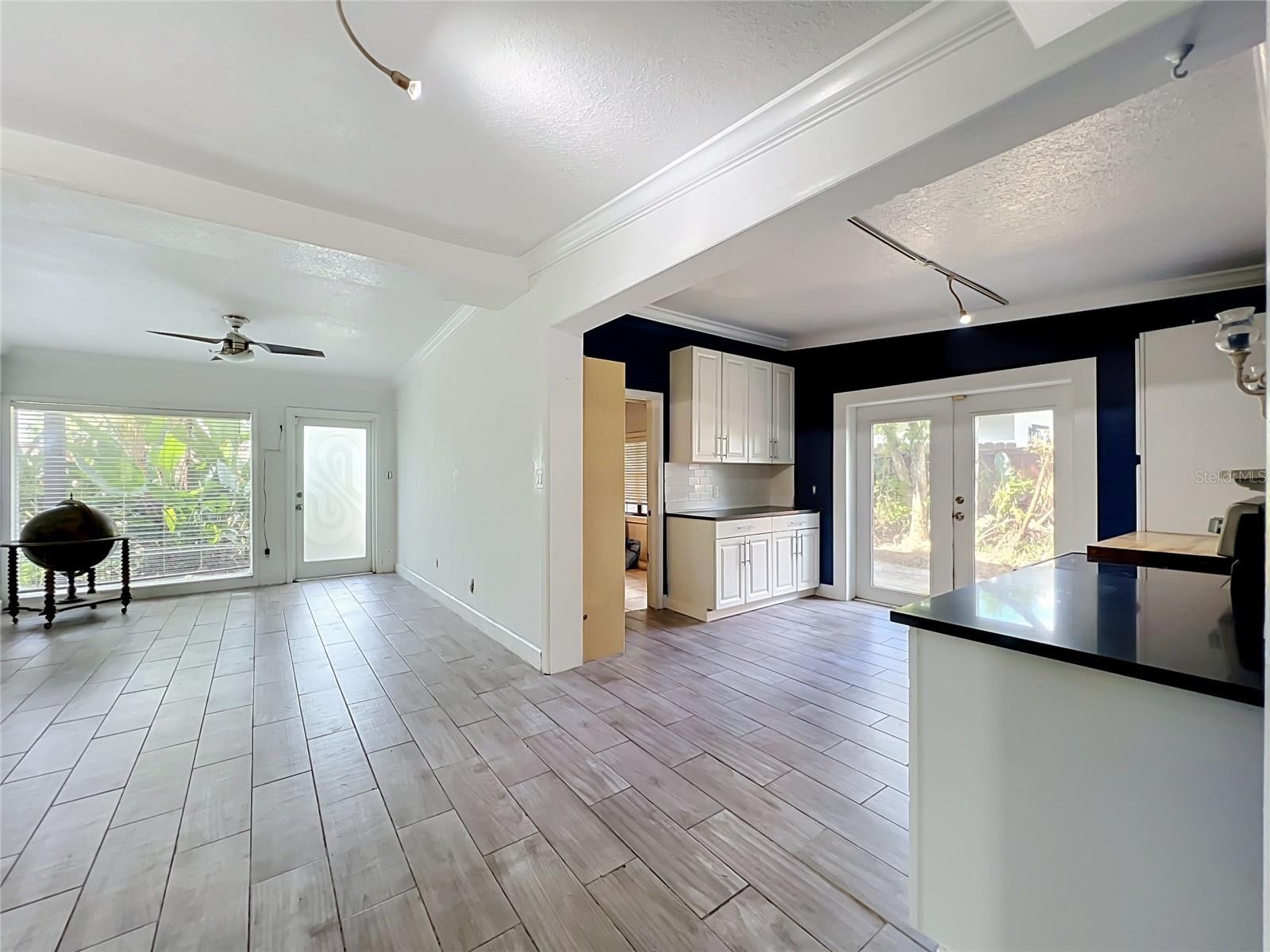 CONDEL GARDENS - Residential