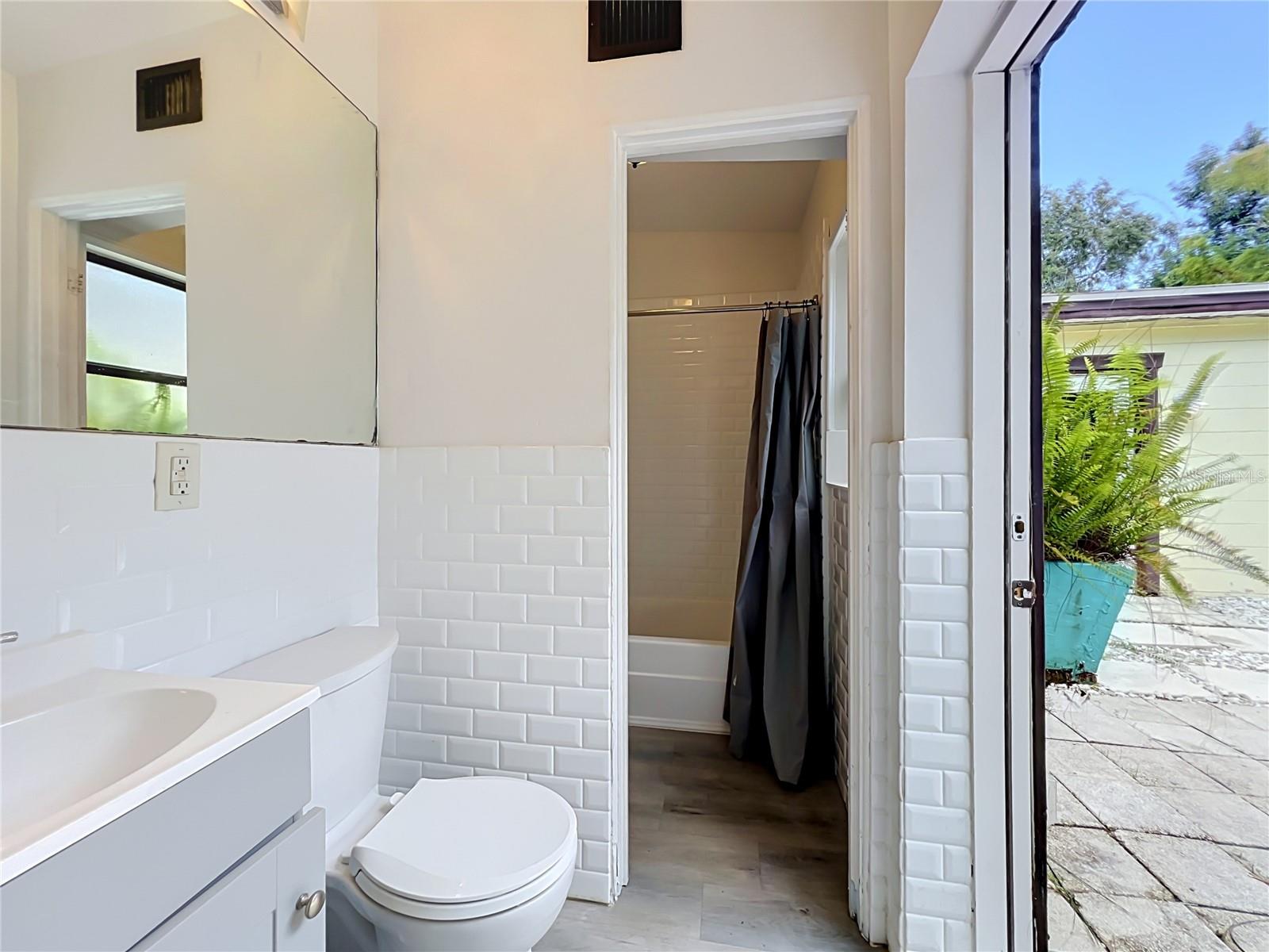 CONDEL GARDENS - Residential