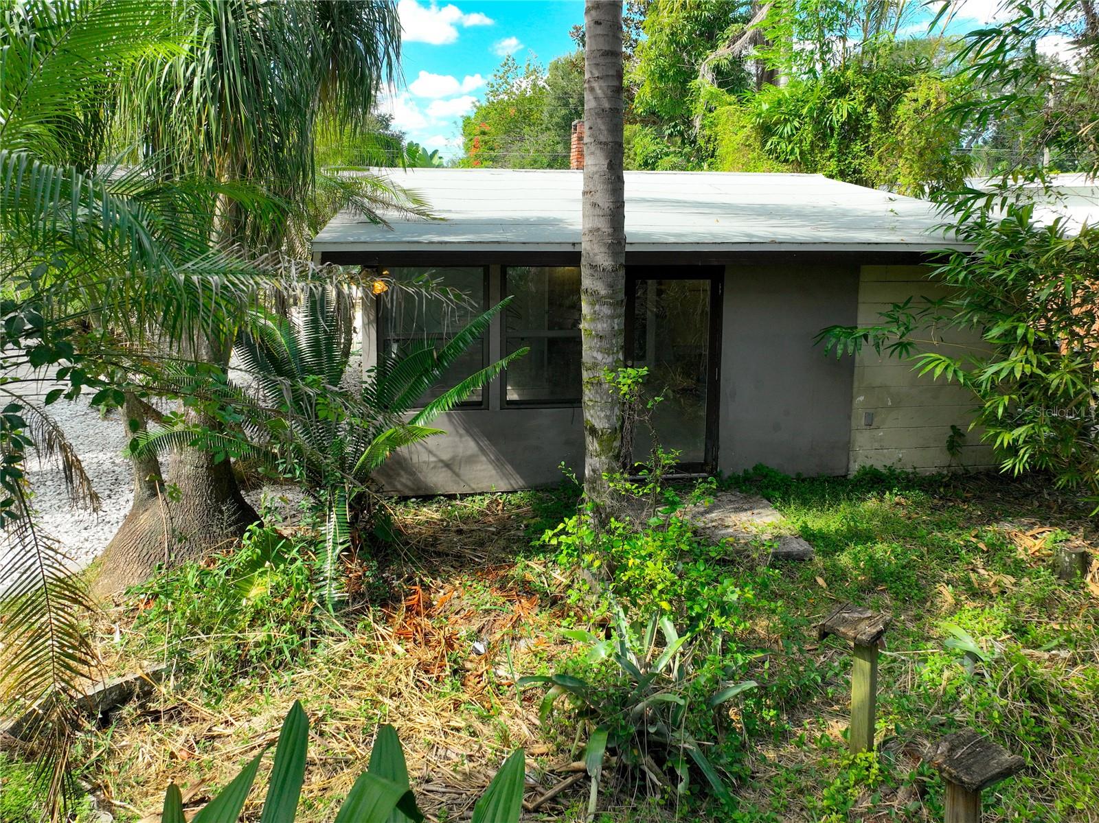 CONDEL GARDENS - Residential