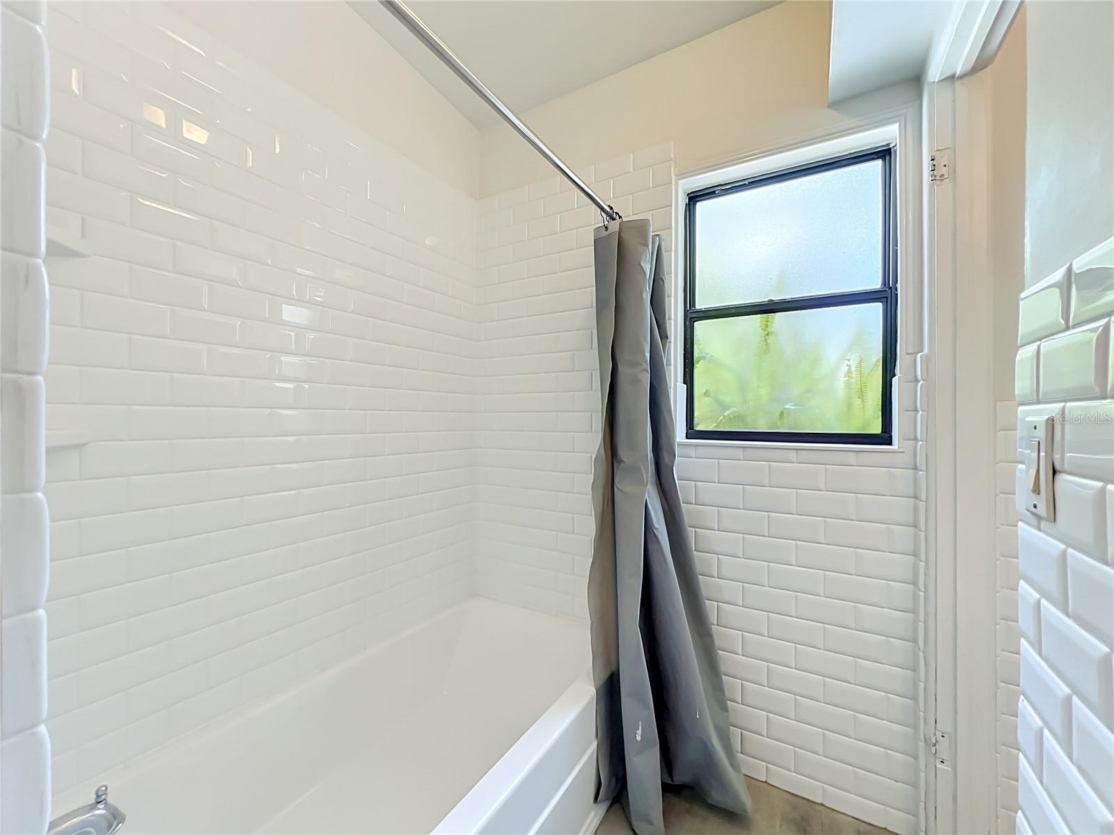CONDEL GARDENS - Residential