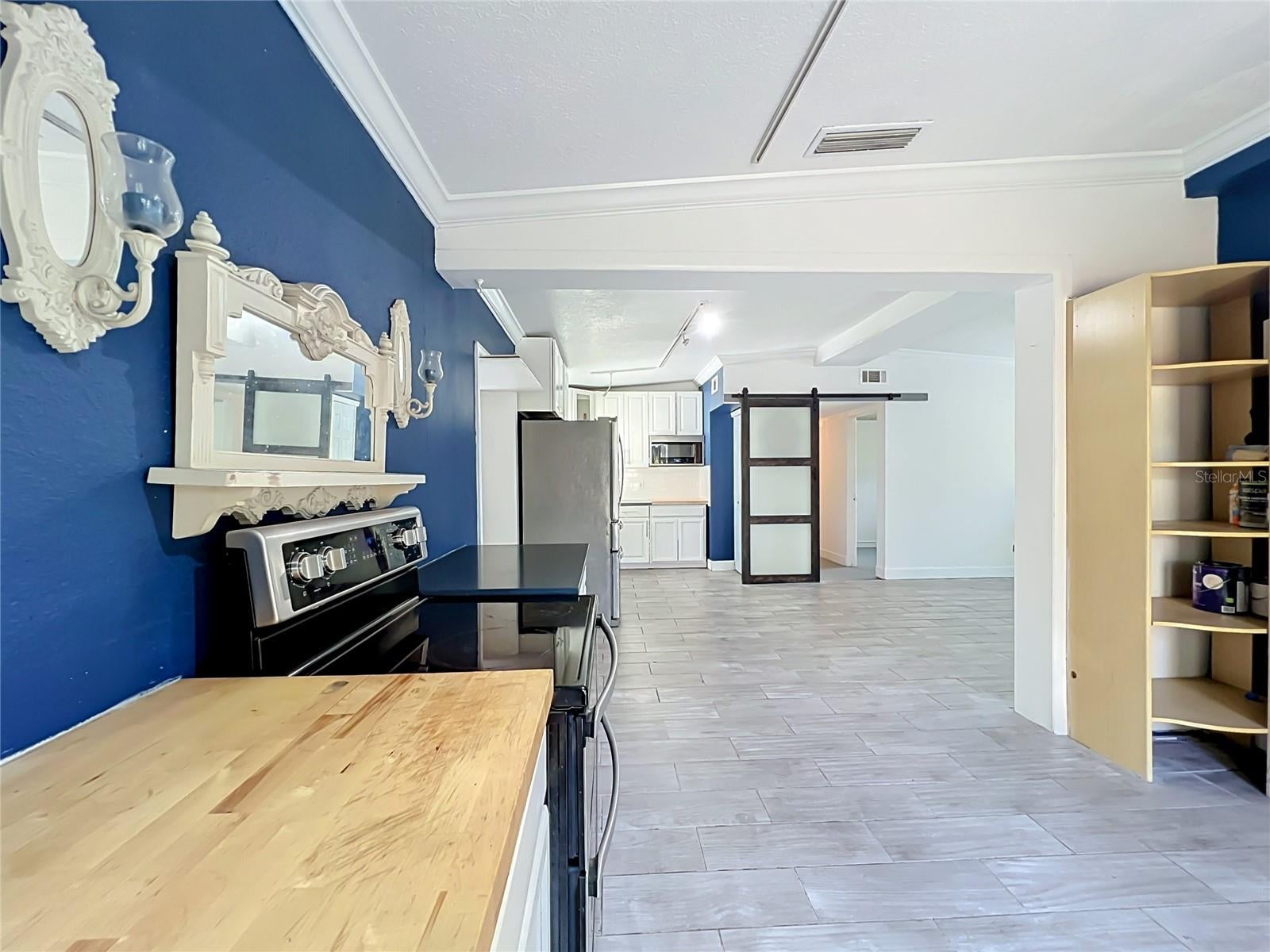 CONDEL GARDENS - Residential