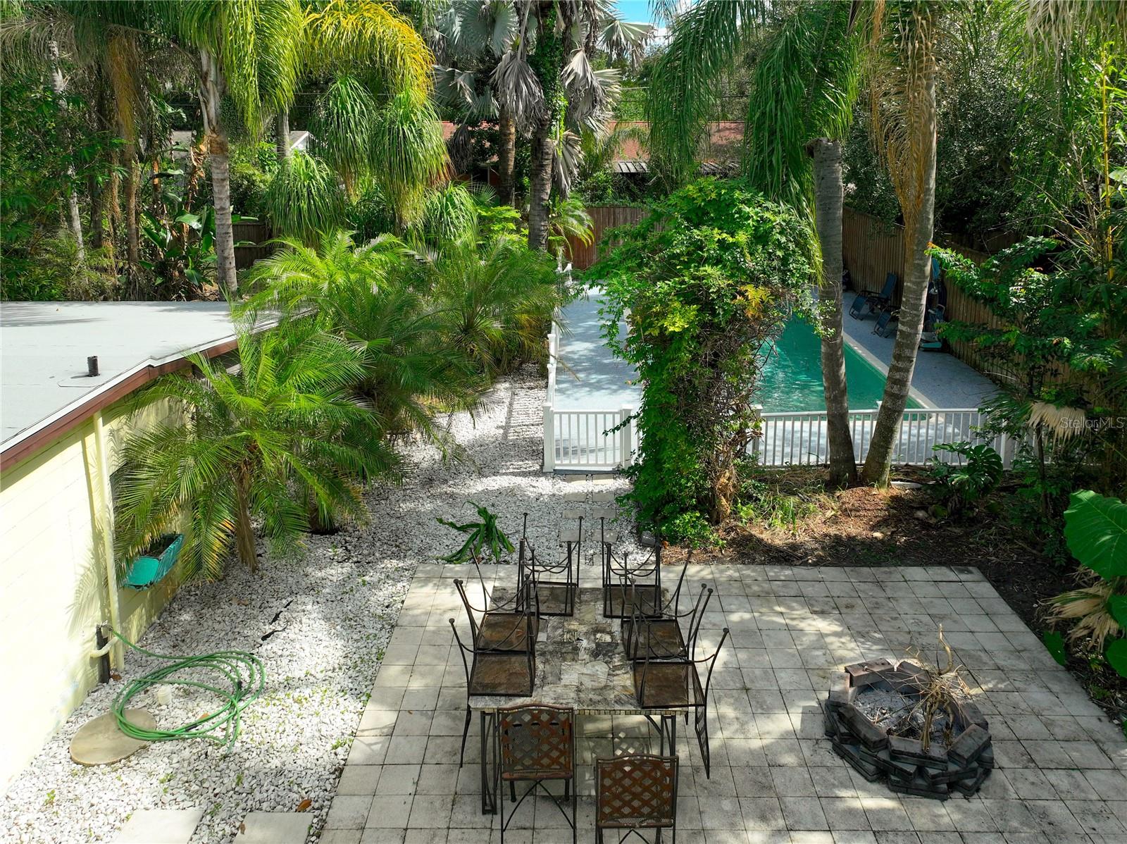 CONDEL GARDENS - Residential